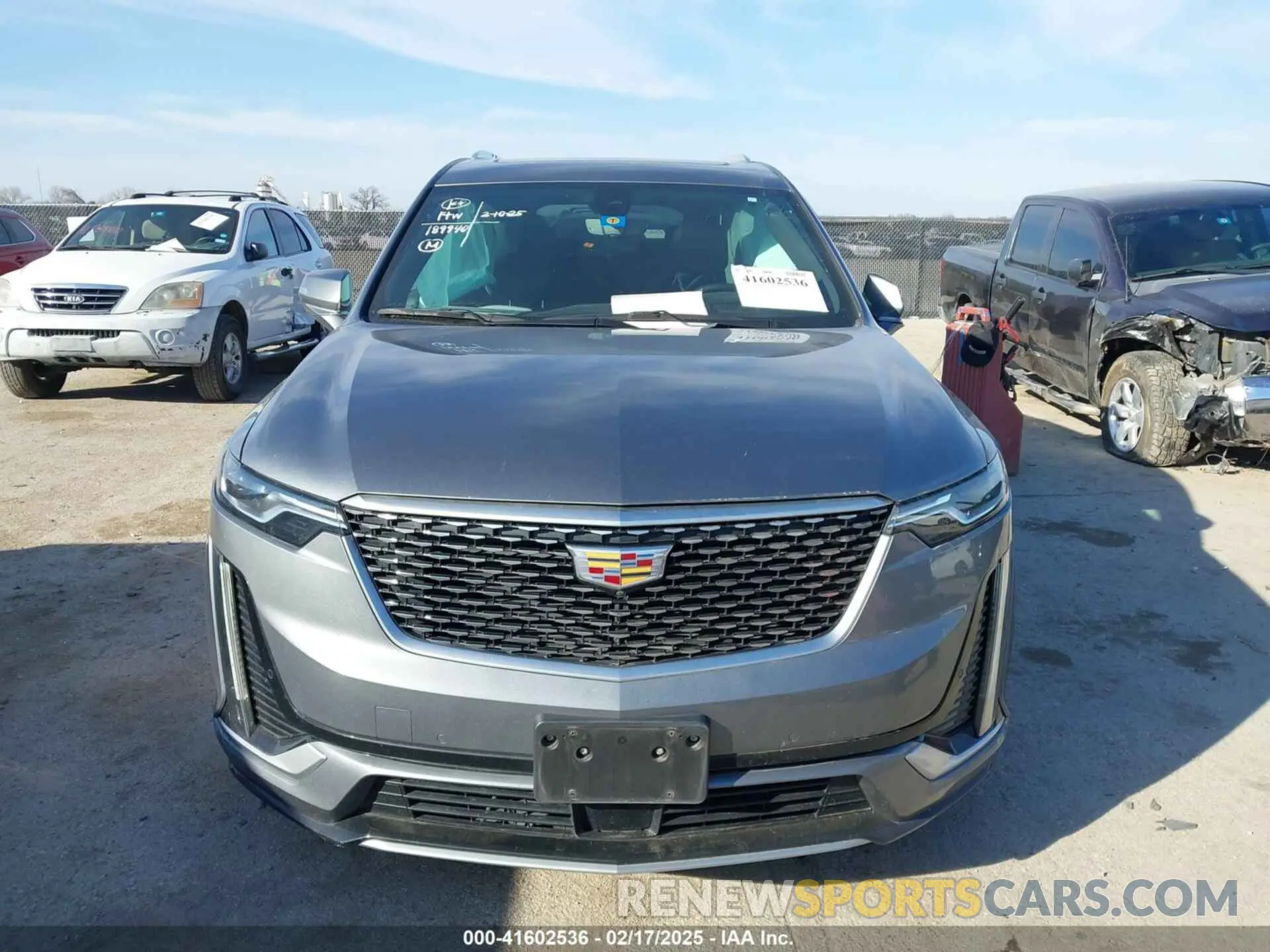 12 Photograph of a damaged car 1GYKPCRS8LZ129799 CADILLAC XT6 2020
