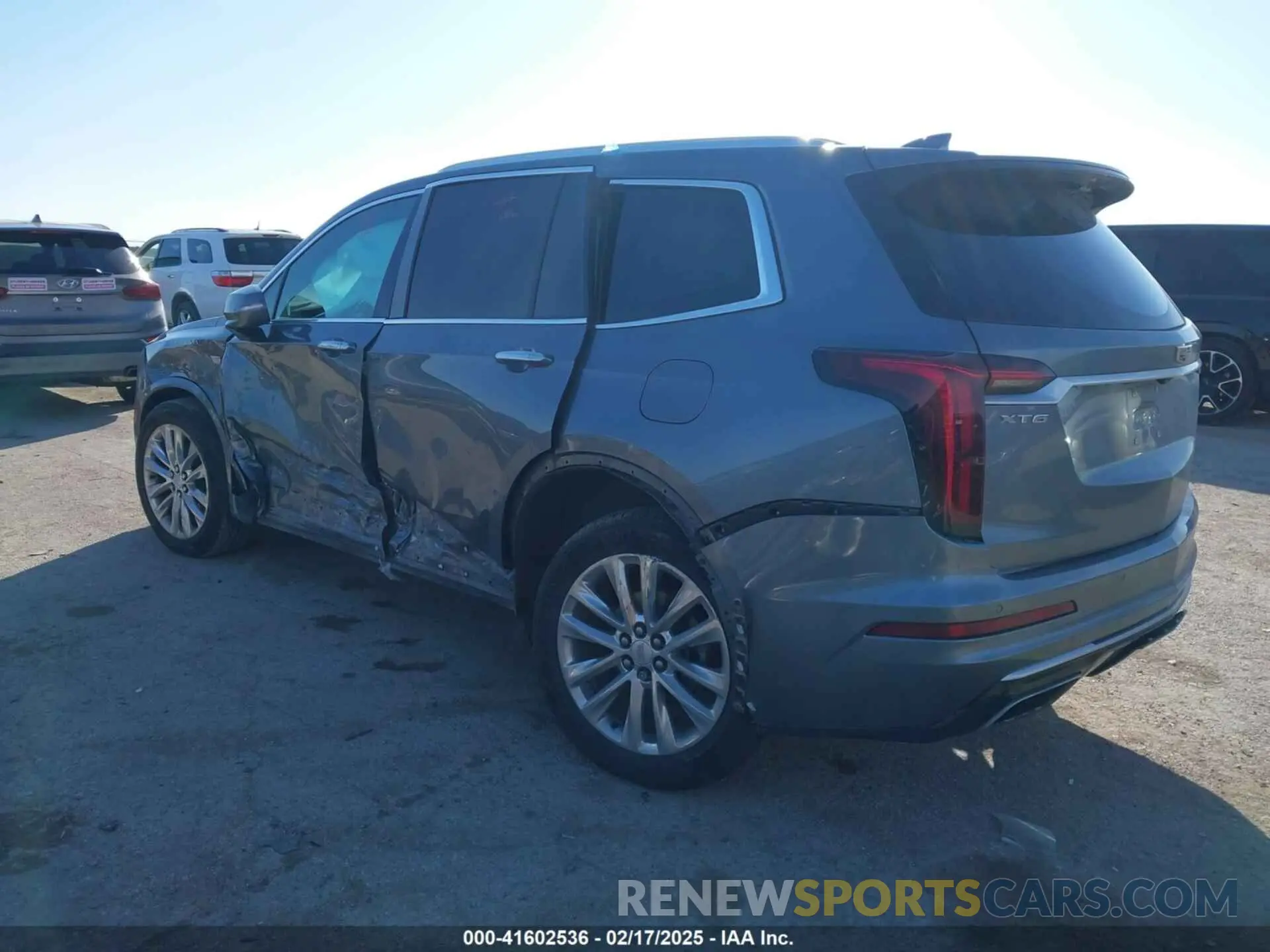 3 Photograph of a damaged car 1GYKPCRS8LZ129799 CADILLAC XT6 2020