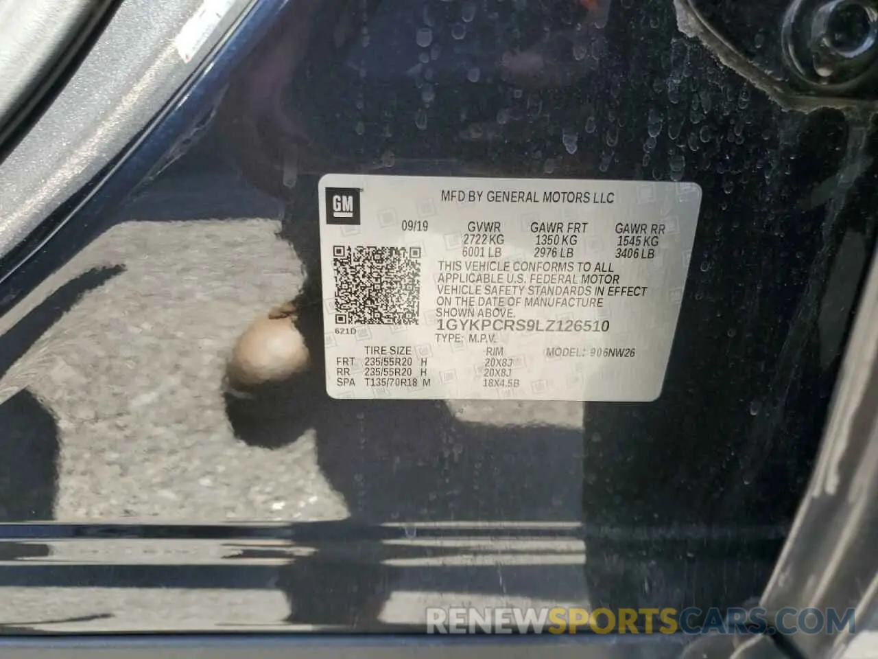 13 Photograph of a damaged car 1GYKPCRS9LZ126510 CADILLAC XT6 2020