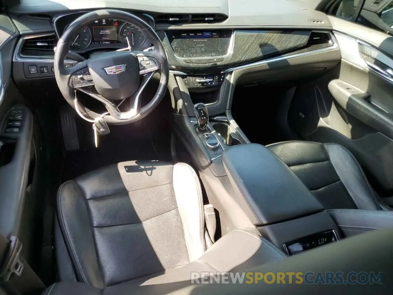 8 Photograph of a damaged car 1GYKPCRS9LZ126510 CADILLAC XT6 2020
