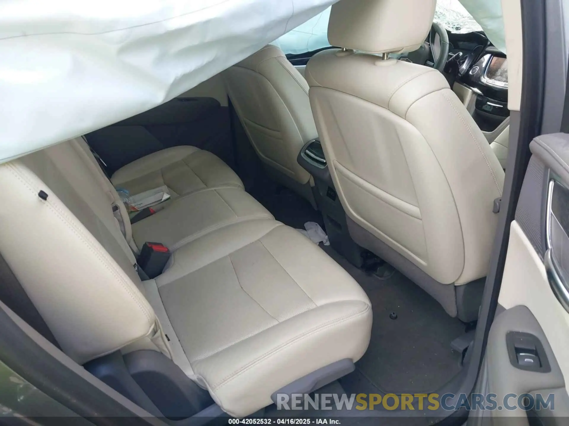 8 Photograph of a damaged car 1GYKPCRS9LZ129763 CADILLAC XT6 2020