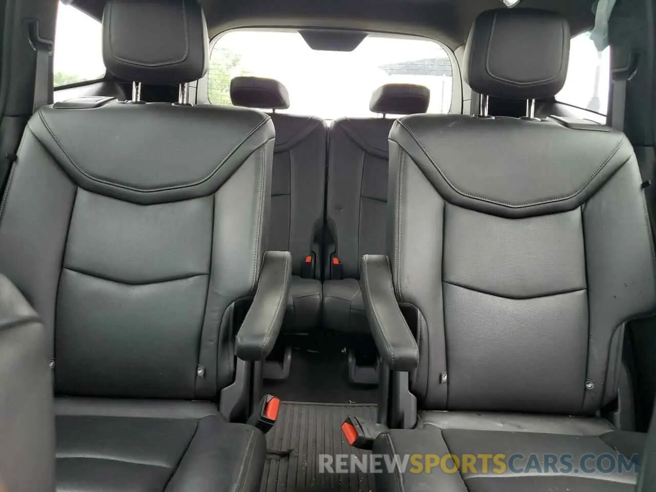 10 Photograph of a damaged car 1GYKPCRS9LZ148944 CADILLAC XT6 2020