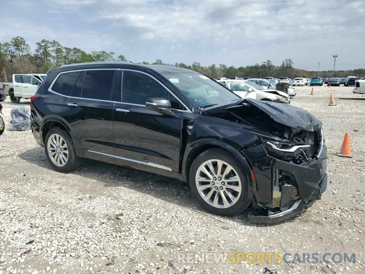 4 Photograph of a damaged car 1GYKPCRSXLZ104502 CADILLAC XT6 2020