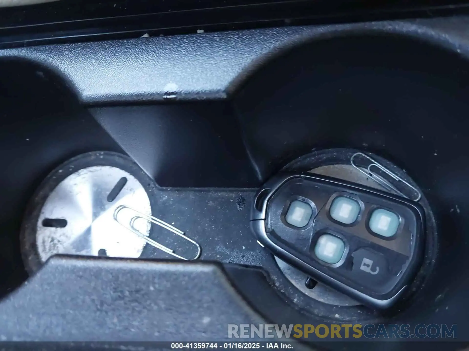 11 Photograph of a damaged car 1GYKPCRSXLZ207533 CADILLAC XT6 2020