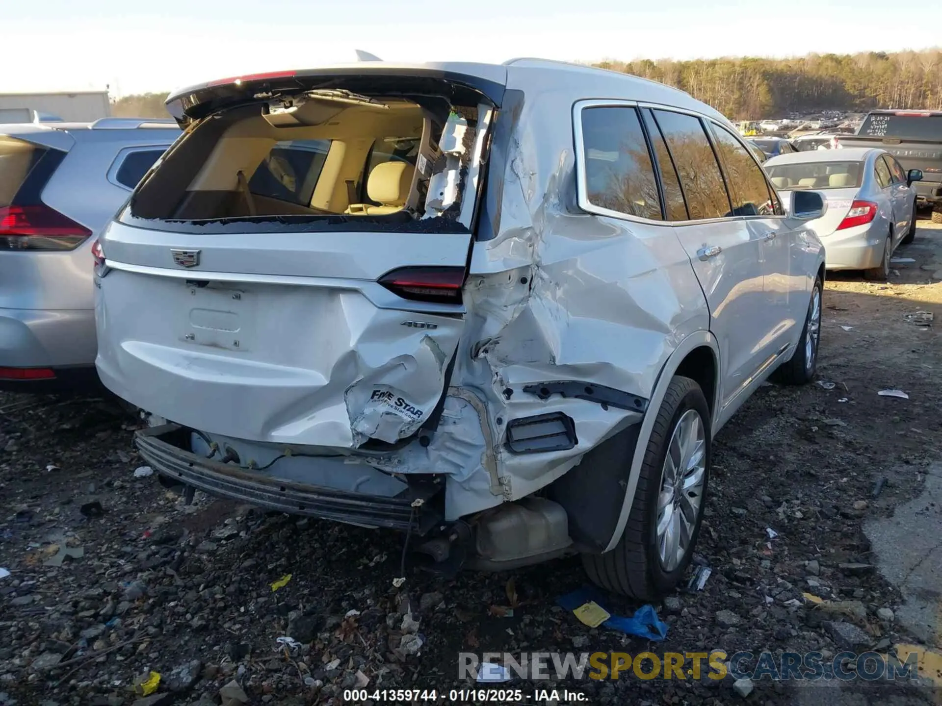 4 Photograph of a damaged car 1GYKPCRSXLZ207533 CADILLAC XT6 2020