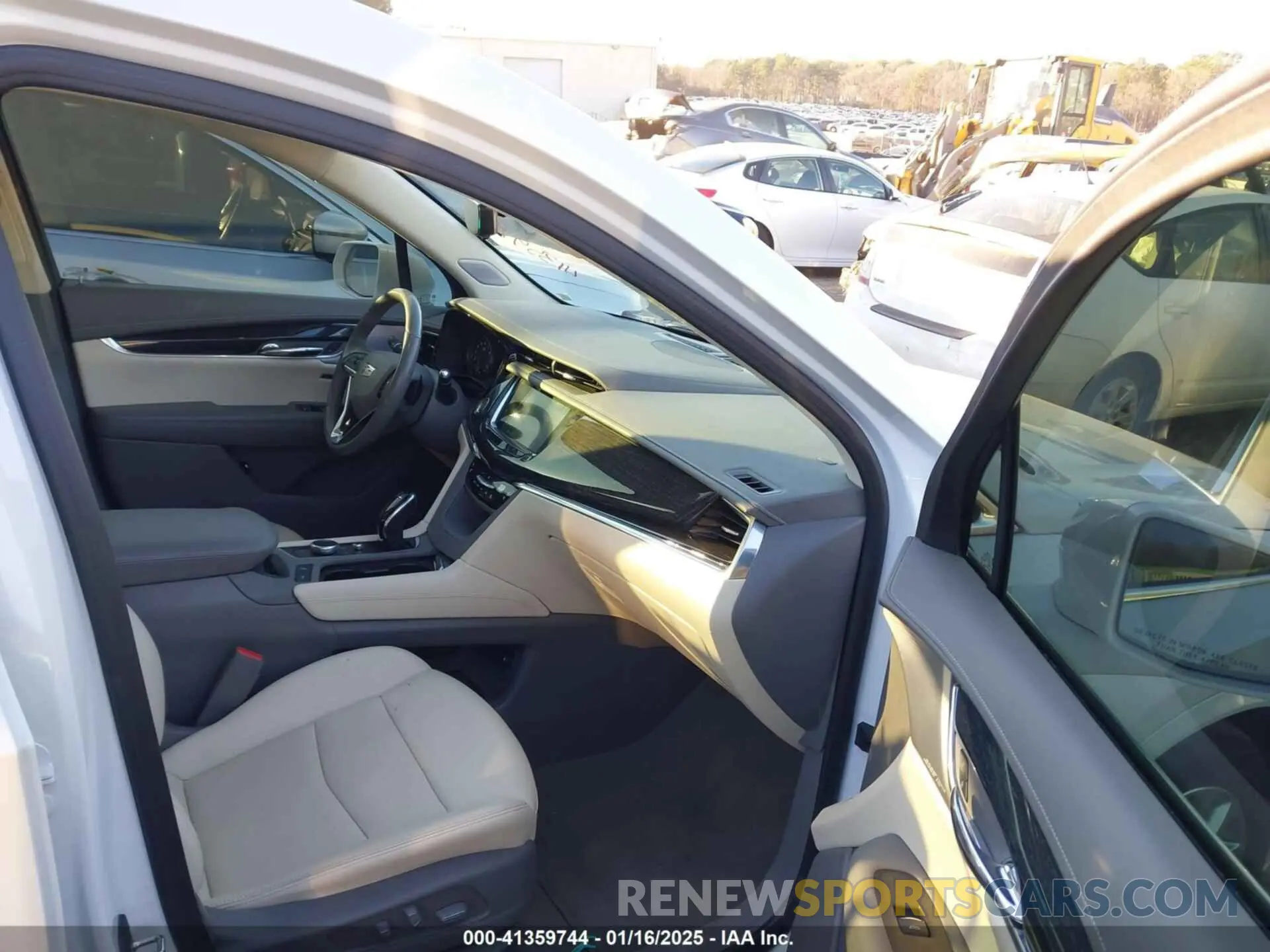 5 Photograph of a damaged car 1GYKPCRSXLZ207533 CADILLAC XT6 2020