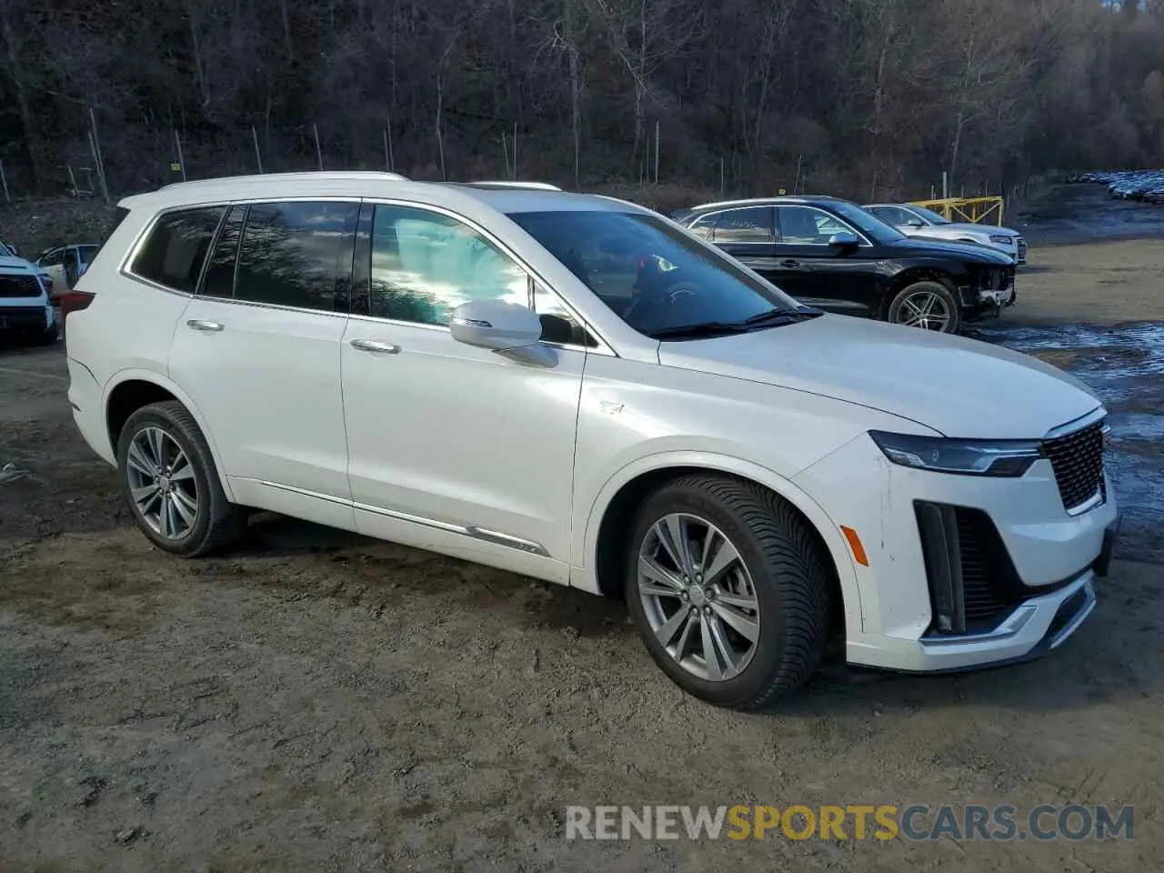 4 Photograph of a damaged car 1GYKPDRS0LZ115837 CADILLAC XT6 2020