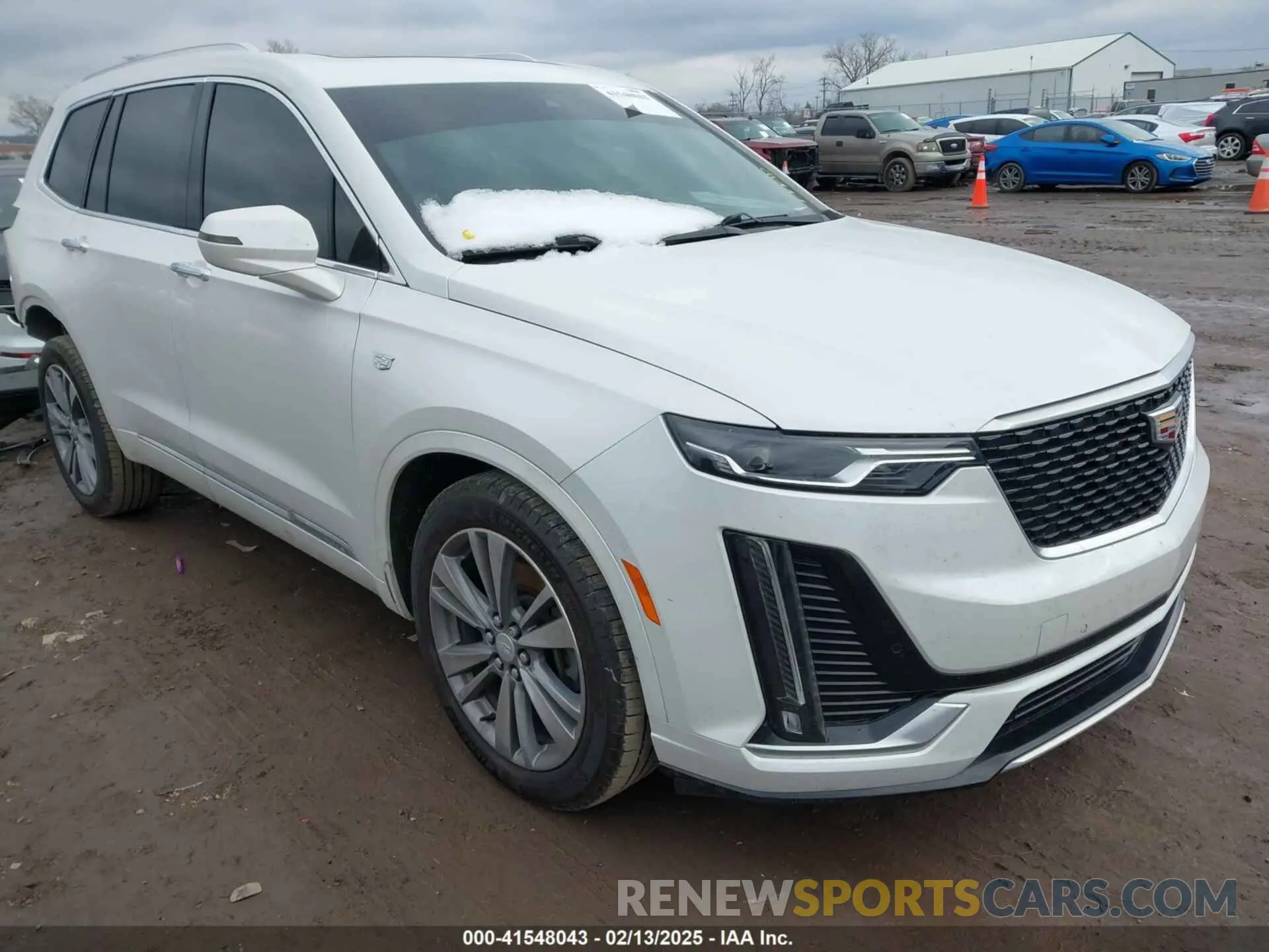 1 Photograph of a damaged car 1GYKPDRS1LZ132341 CADILLAC XT6 2020