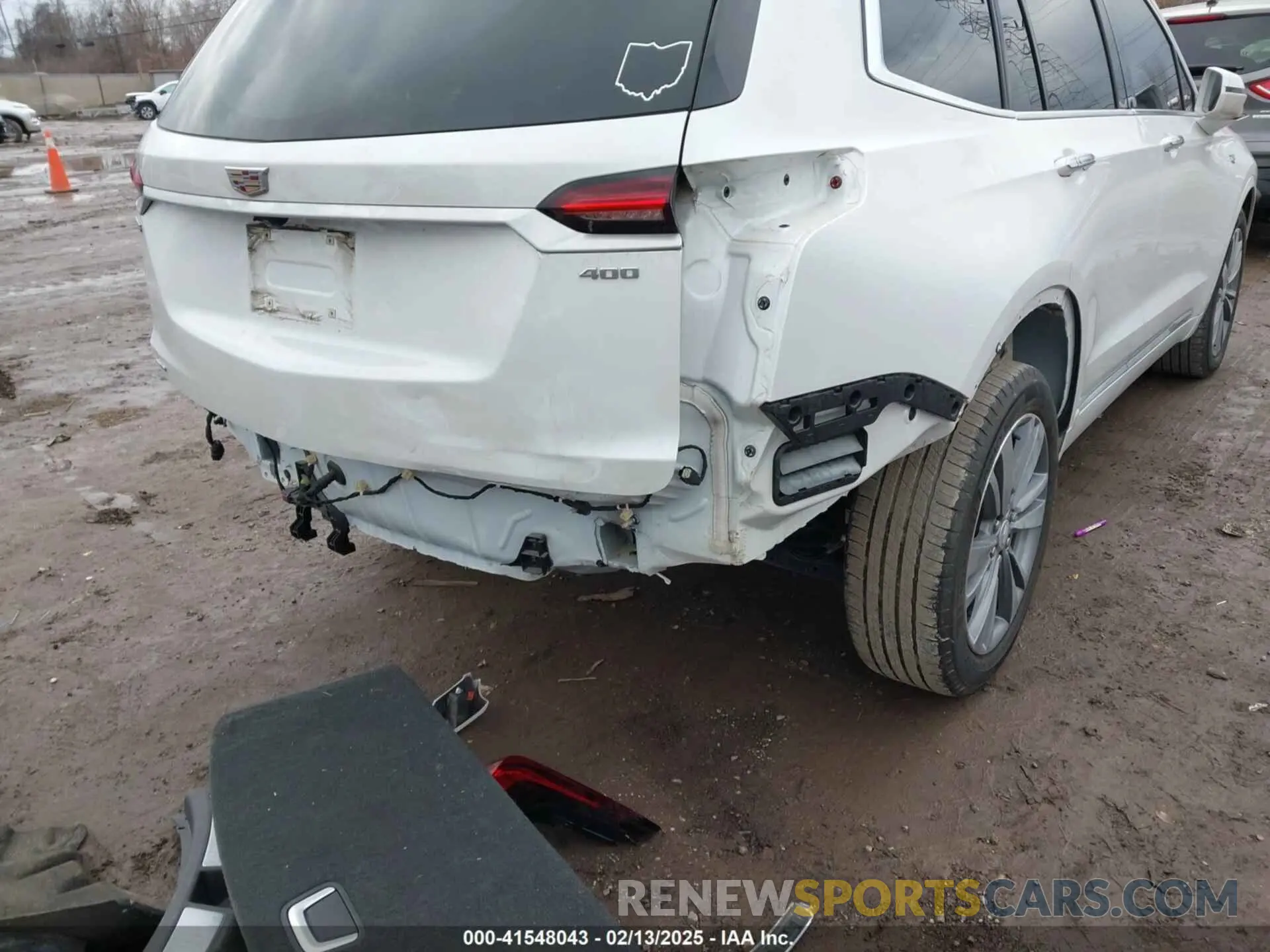 21 Photograph of a damaged car 1GYKPDRS1LZ132341 CADILLAC XT6 2020