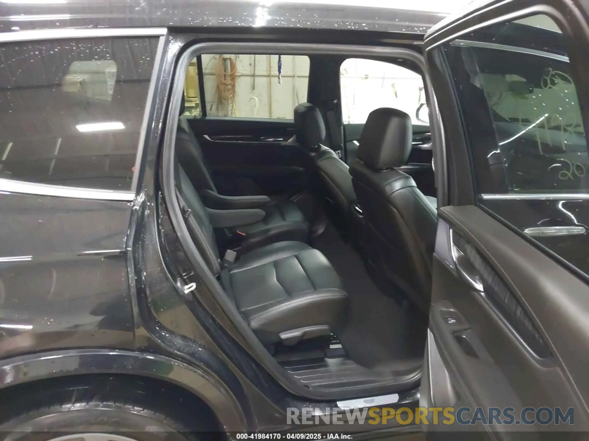 8 Photograph of a damaged car 1GYKPDRS3LZ101138 CADILLAC XT6 2020