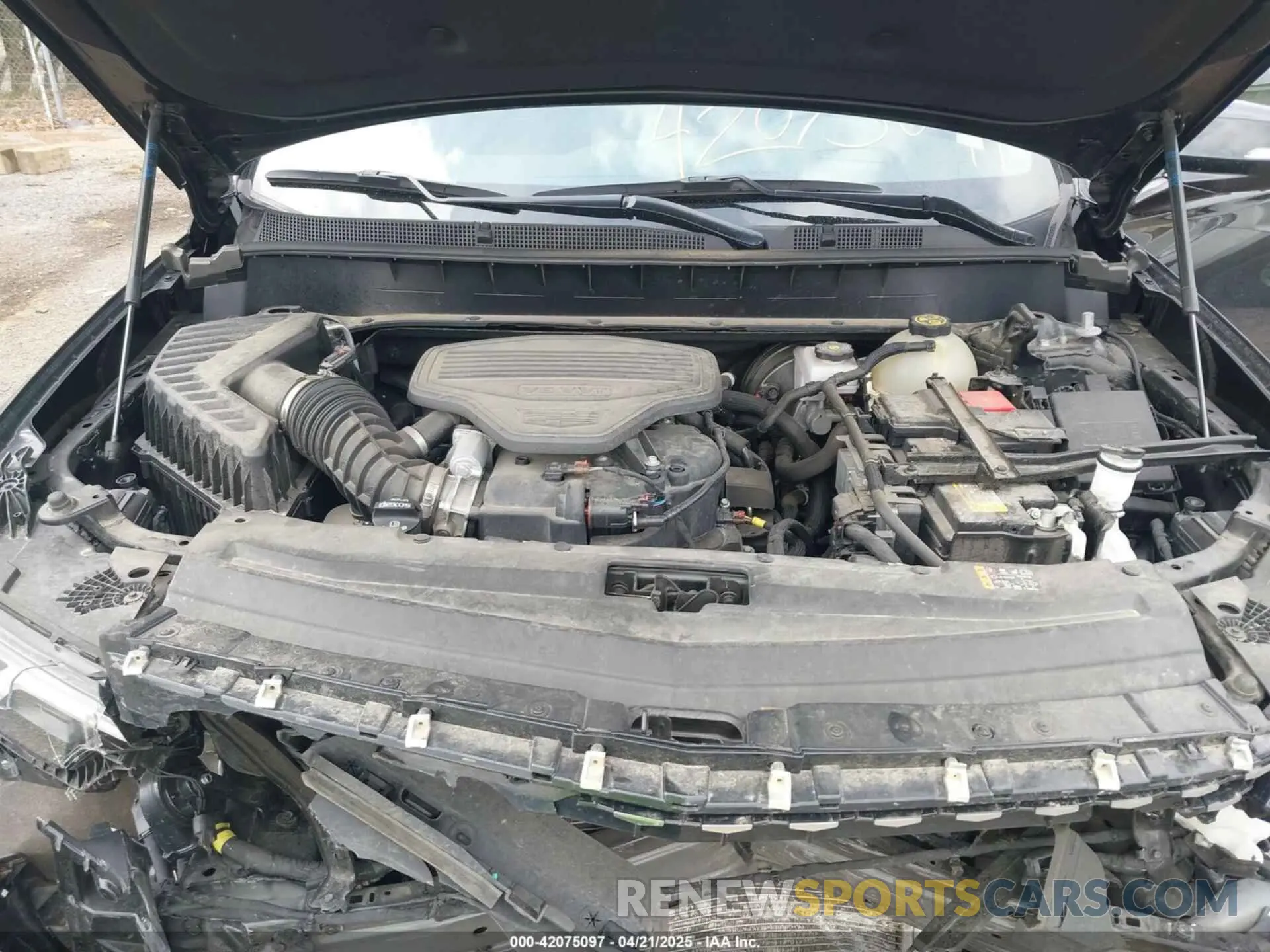 10 Photograph of a damaged car 1GYKPDRS6LZ223623 CADILLAC XT6 2020