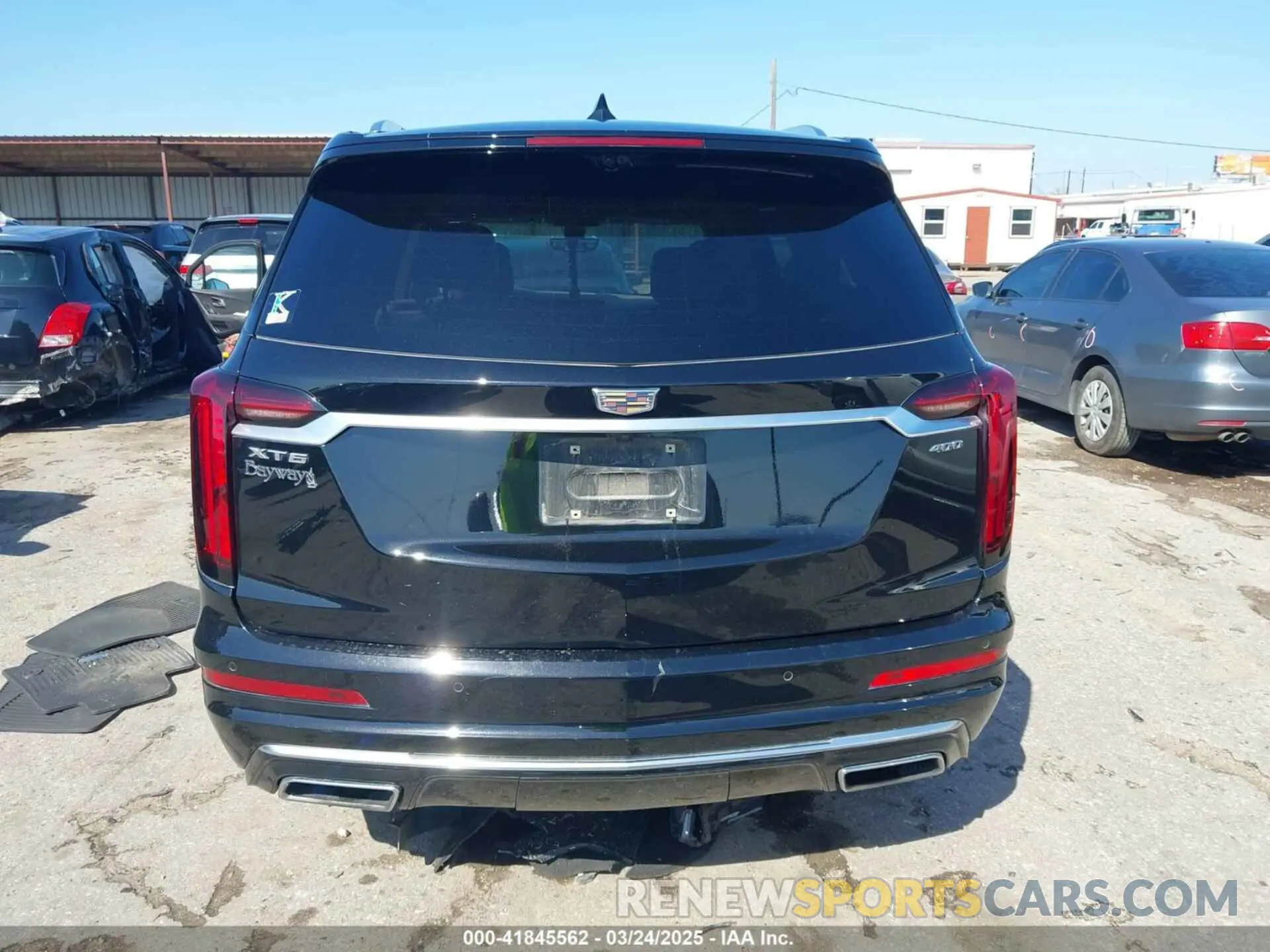 16 Photograph of a damaged car 1GYKPERS0LZ232338 CADILLAC XT6 2020