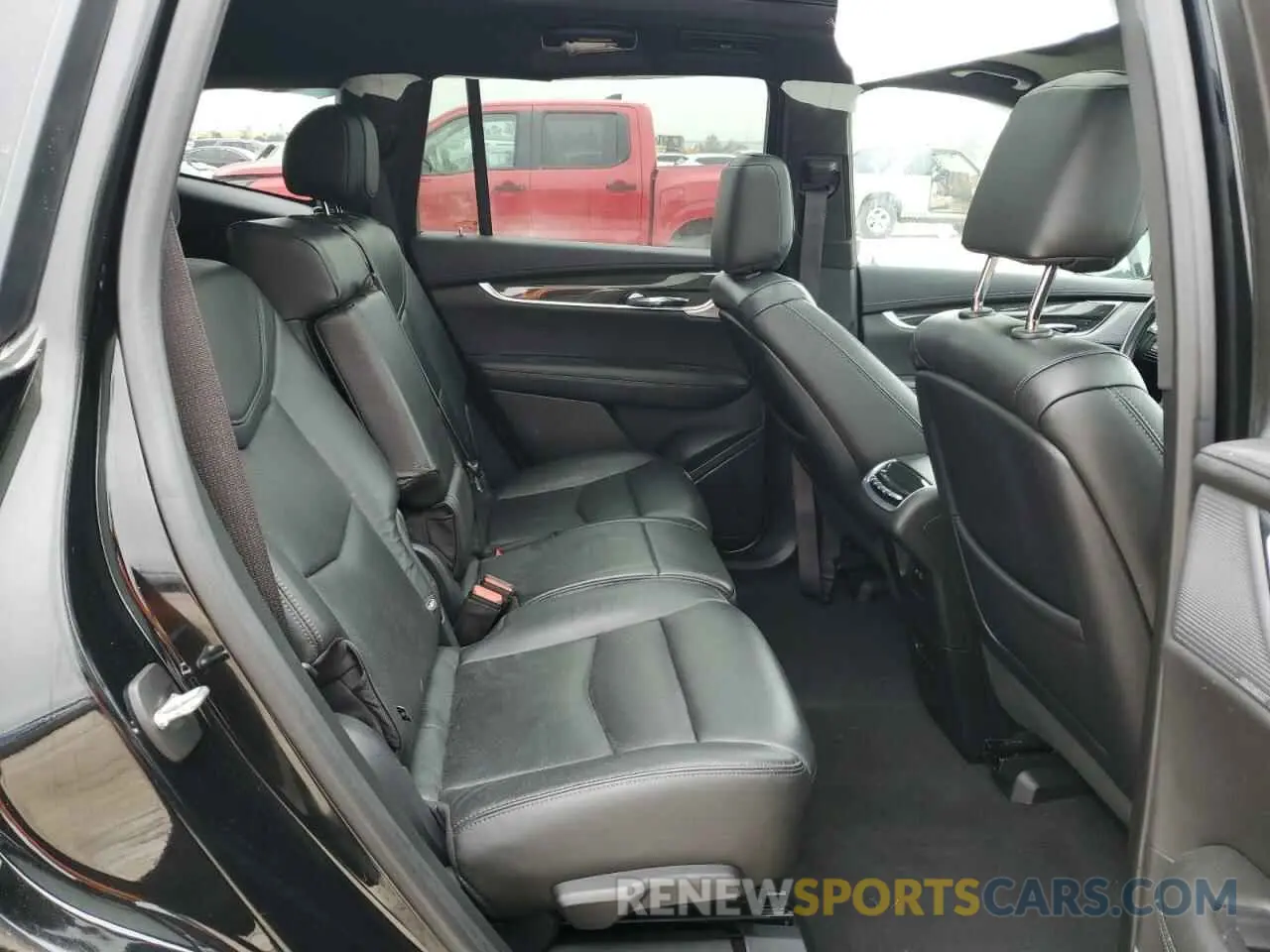 11 Photograph of a damaged car 1GYKPGRS0LZ173920 CADILLAC XT6 2020