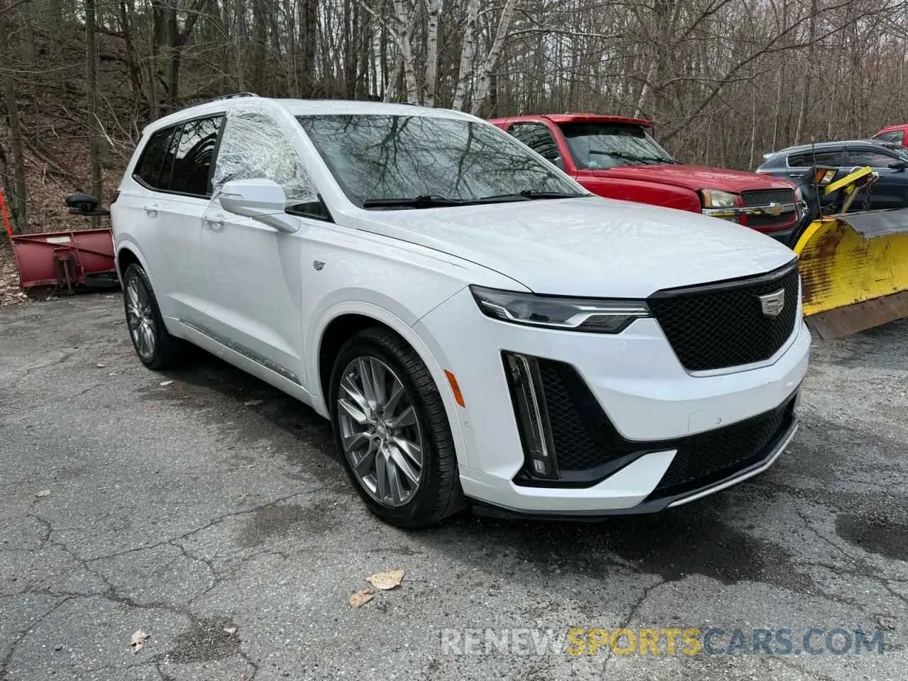 1 Photograph of a damaged car 1GYKPGRS1LZ100975 CADILLAC XT6 2020
