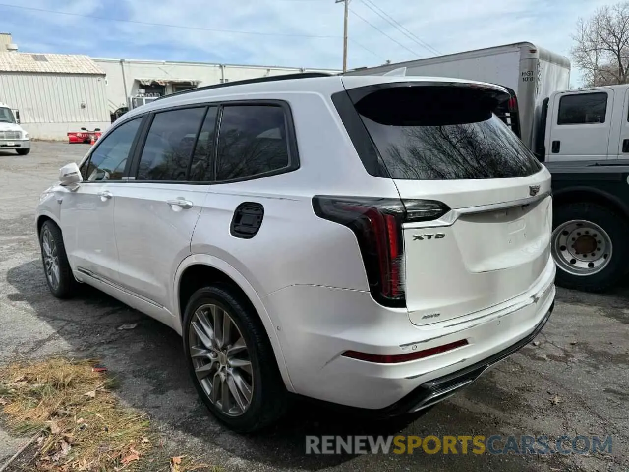 3 Photograph of a damaged car 1GYKPGRS1LZ100975 CADILLAC XT6 2020