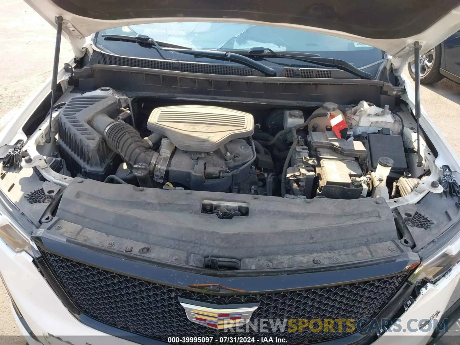 10 Photograph of a damaged car 1GYKPGRS5LZ115883 CADILLAC XT6 2020