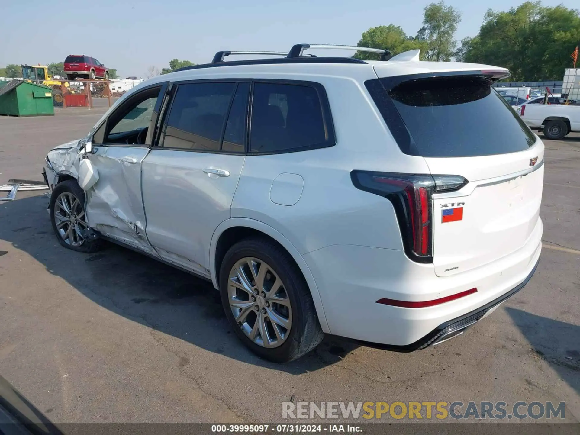 3 Photograph of a damaged car 1GYKPGRS5LZ115883 CADILLAC XT6 2020