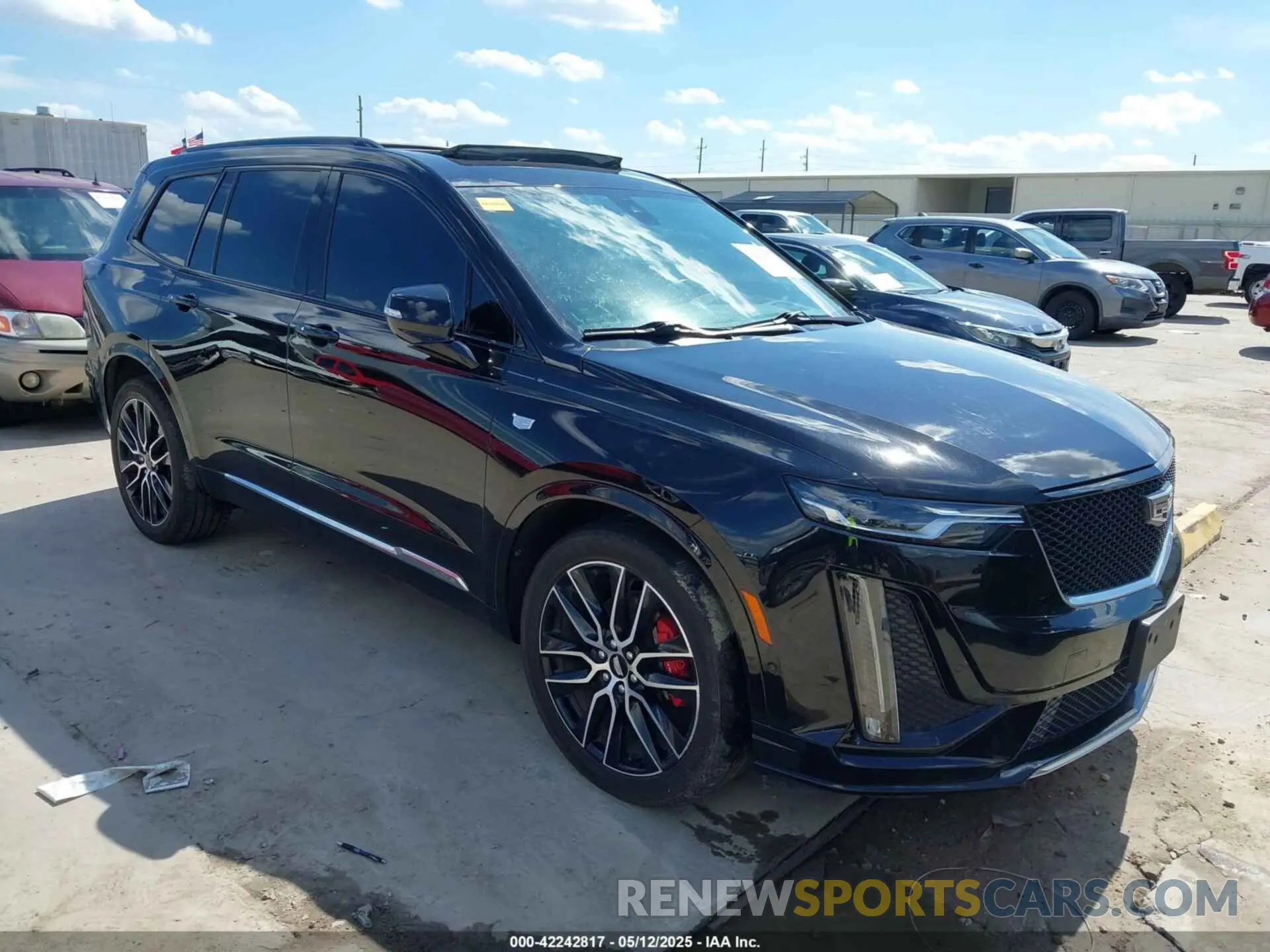1 Photograph of a damaged car 1GYKPGRS7LZ173655 CADILLAC XT6 2020