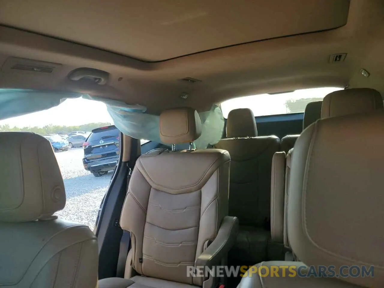 10 Photograph of a damaged car 1GYKPHRS6LZ135985 CADILLAC XT6 2020