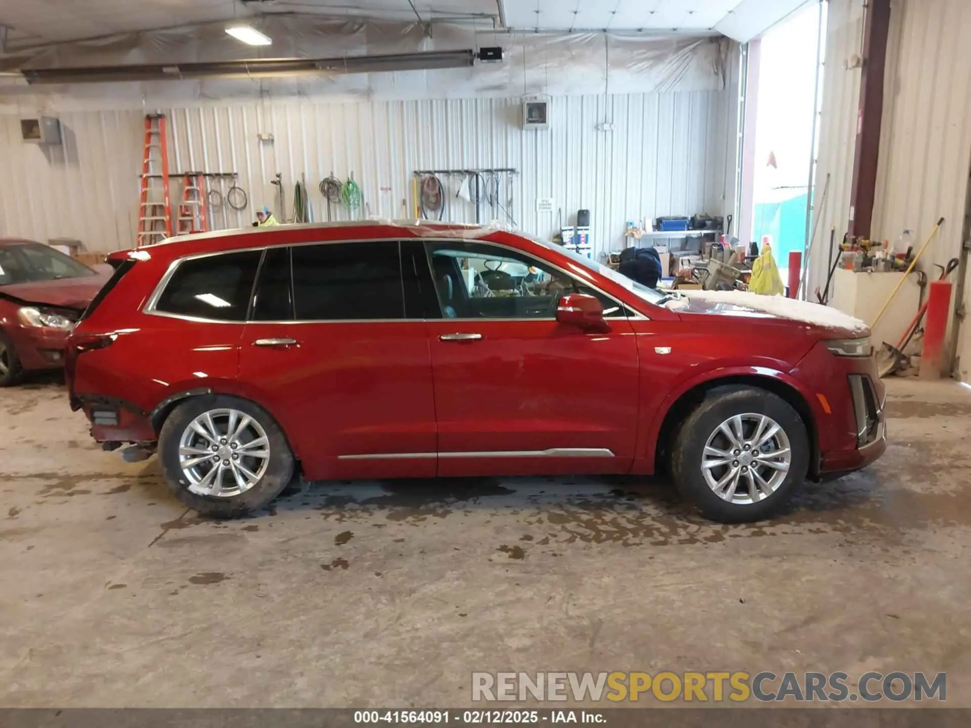 13 Photograph of a damaged car 1GYKPBR47MZ171653 CADILLAC XT6 2021