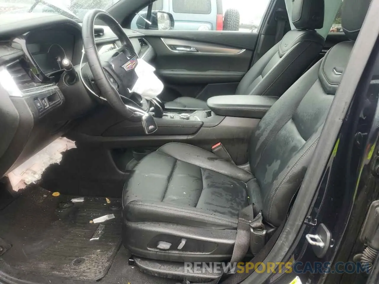 7 Photograph of a damaged car 1GYKPBR4XMZ215970 CADILLAC XT6 2021
