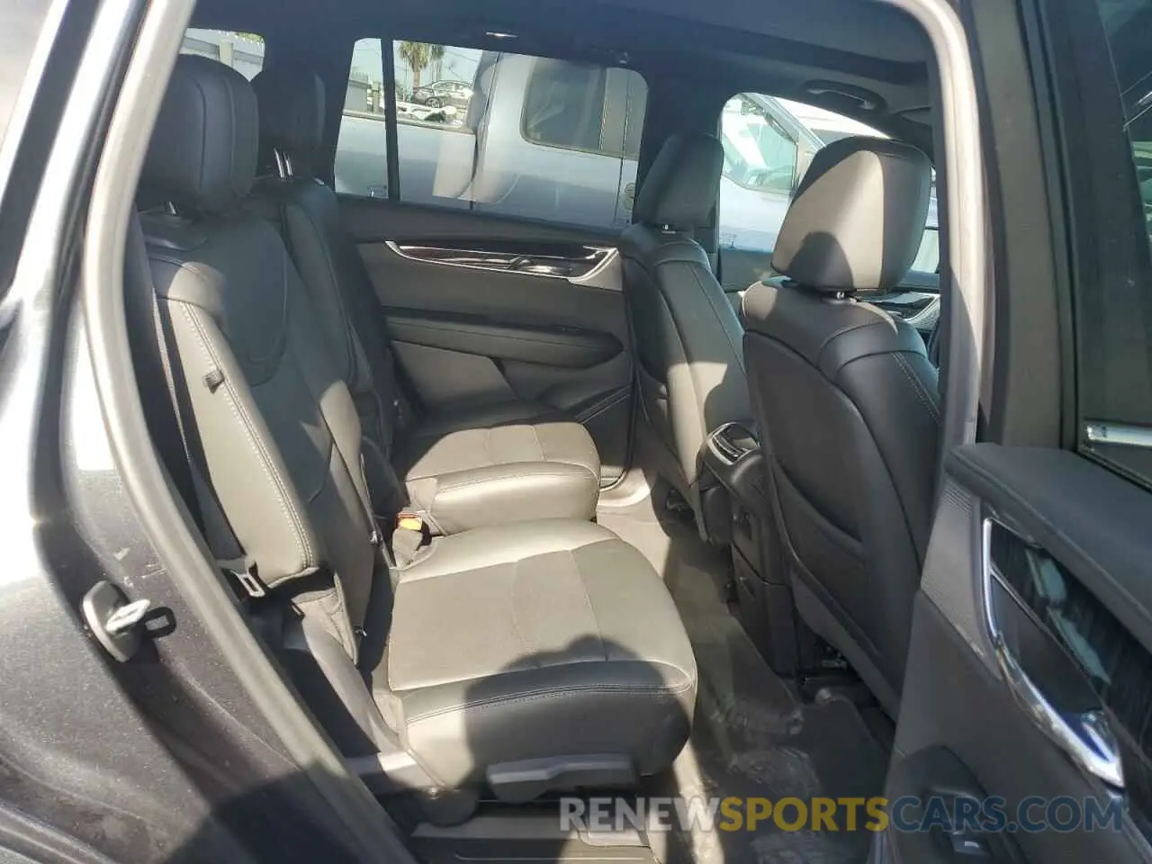 11 Photograph of a damaged car 1GYKPCRS1MZ199288 CADILLAC XT6 2021