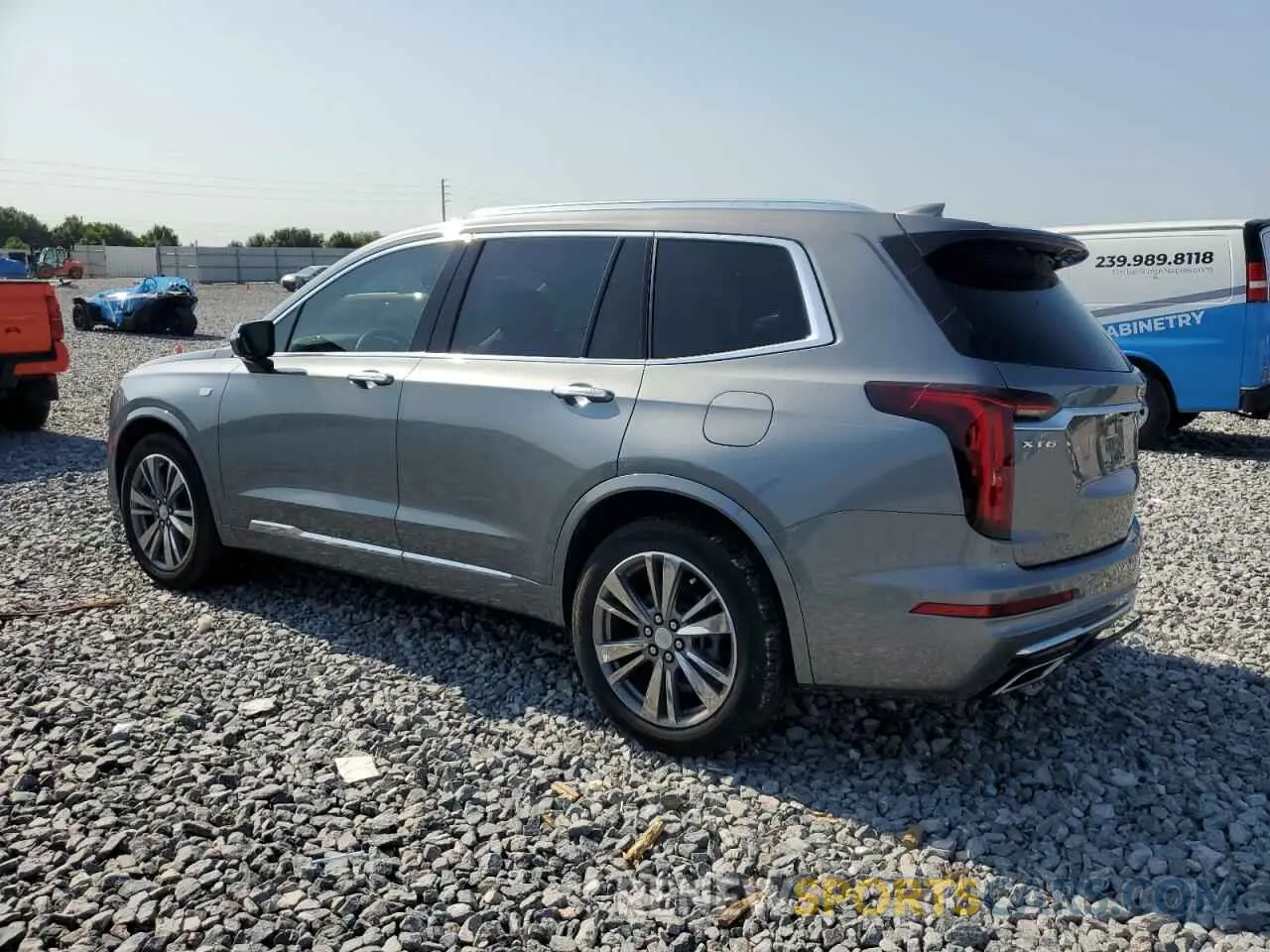 2 Photograph of a damaged car 1GYKPCRS5MZ197527 CADILLAC XT6 2021