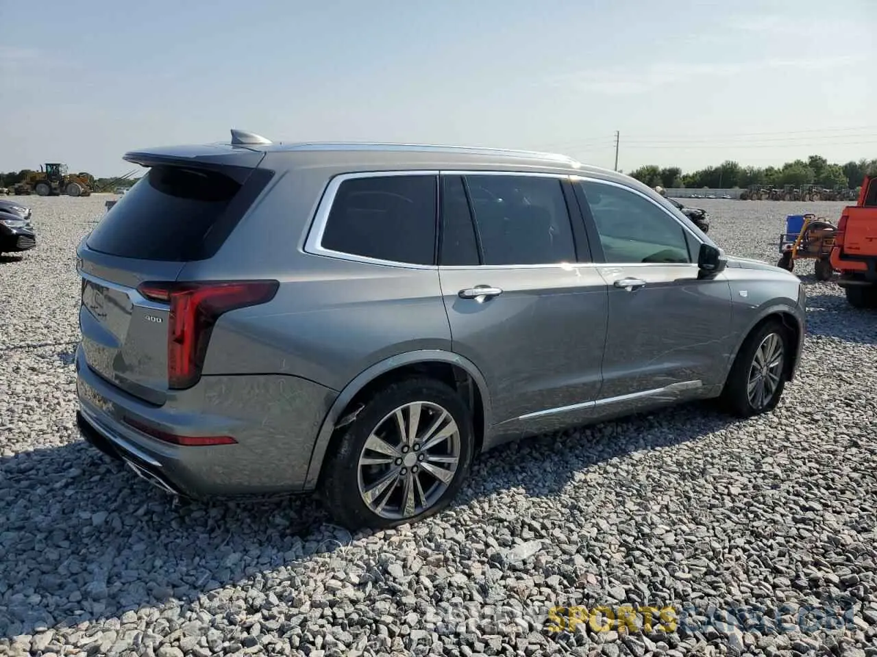 3 Photograph of a damaged car 1GYKPCRS5MZ197527 CADILLAC XT6 2021