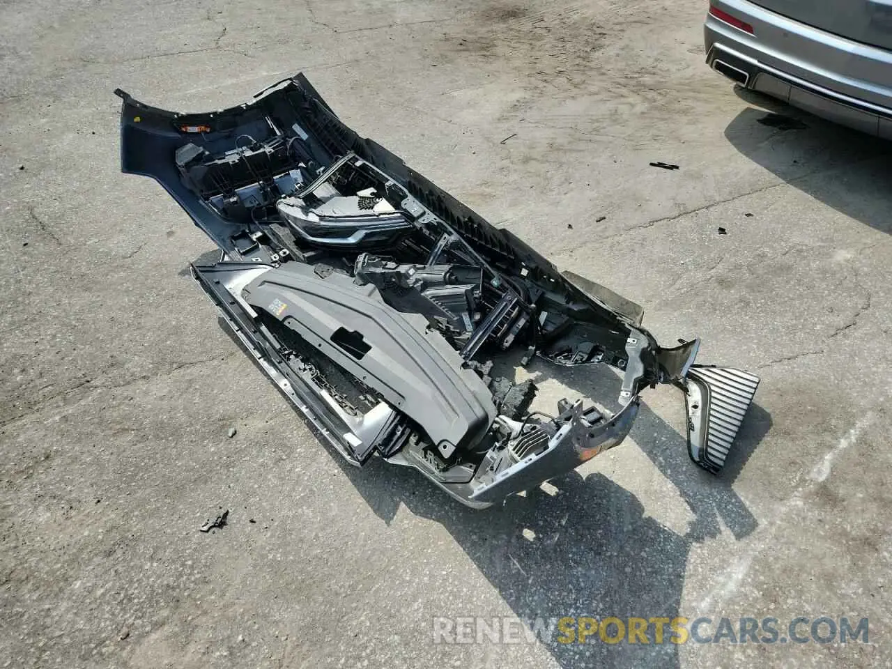 13 Photograph of a damaged car 1GYKPCRS8MZ113488 CADILLAC XT6 2021