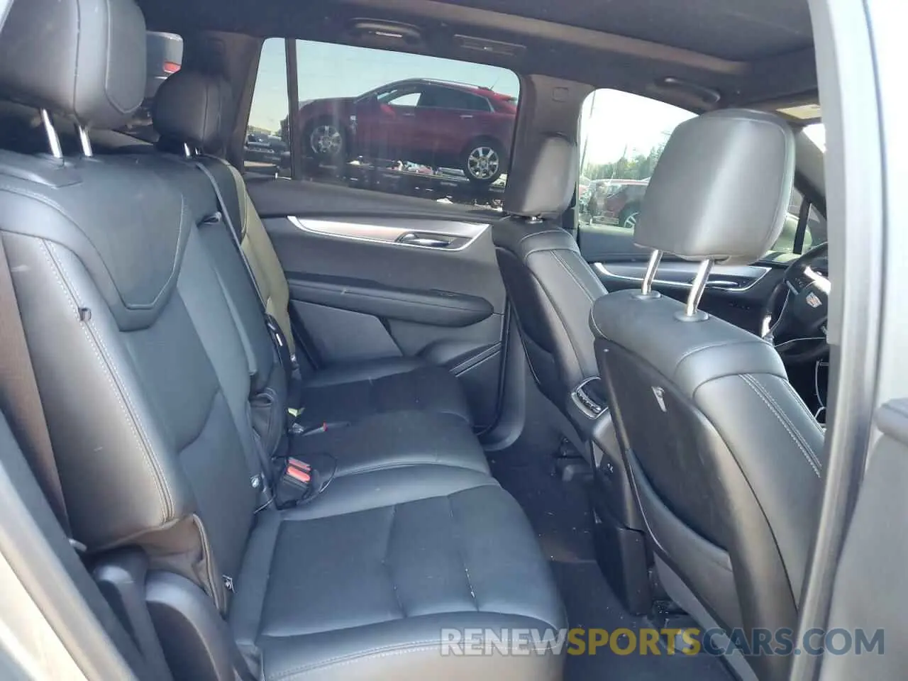 10 Photograph of a damaged car 1GYKPCRS8MZ151853 CADILLAC XT6 2021