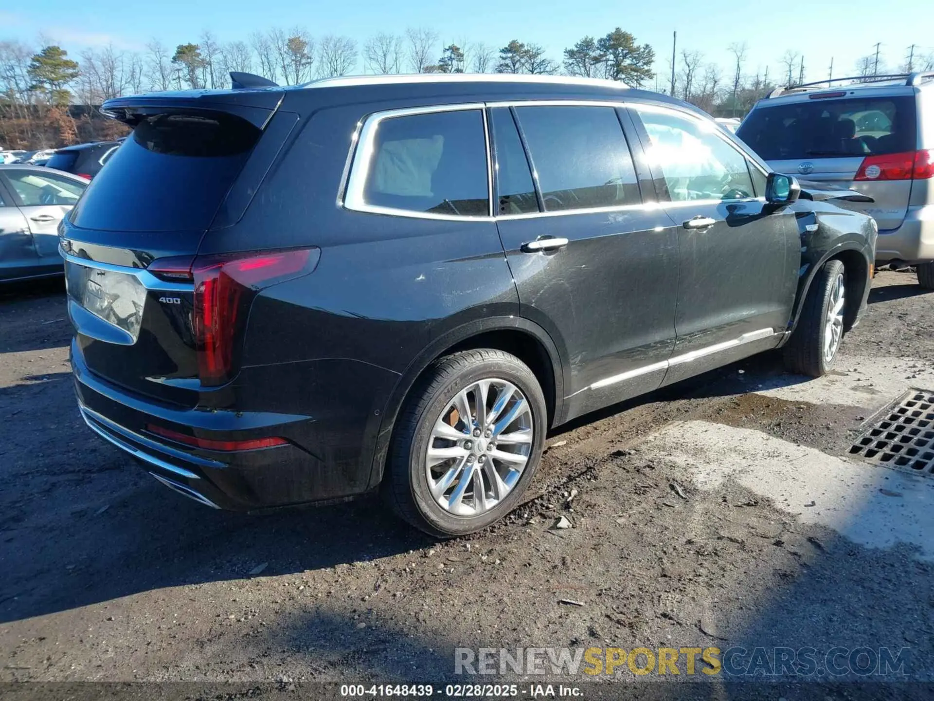 4 Photograph of a damaged car 1GYKPCRSXMZ222454 CADILLAC XT6 2021
