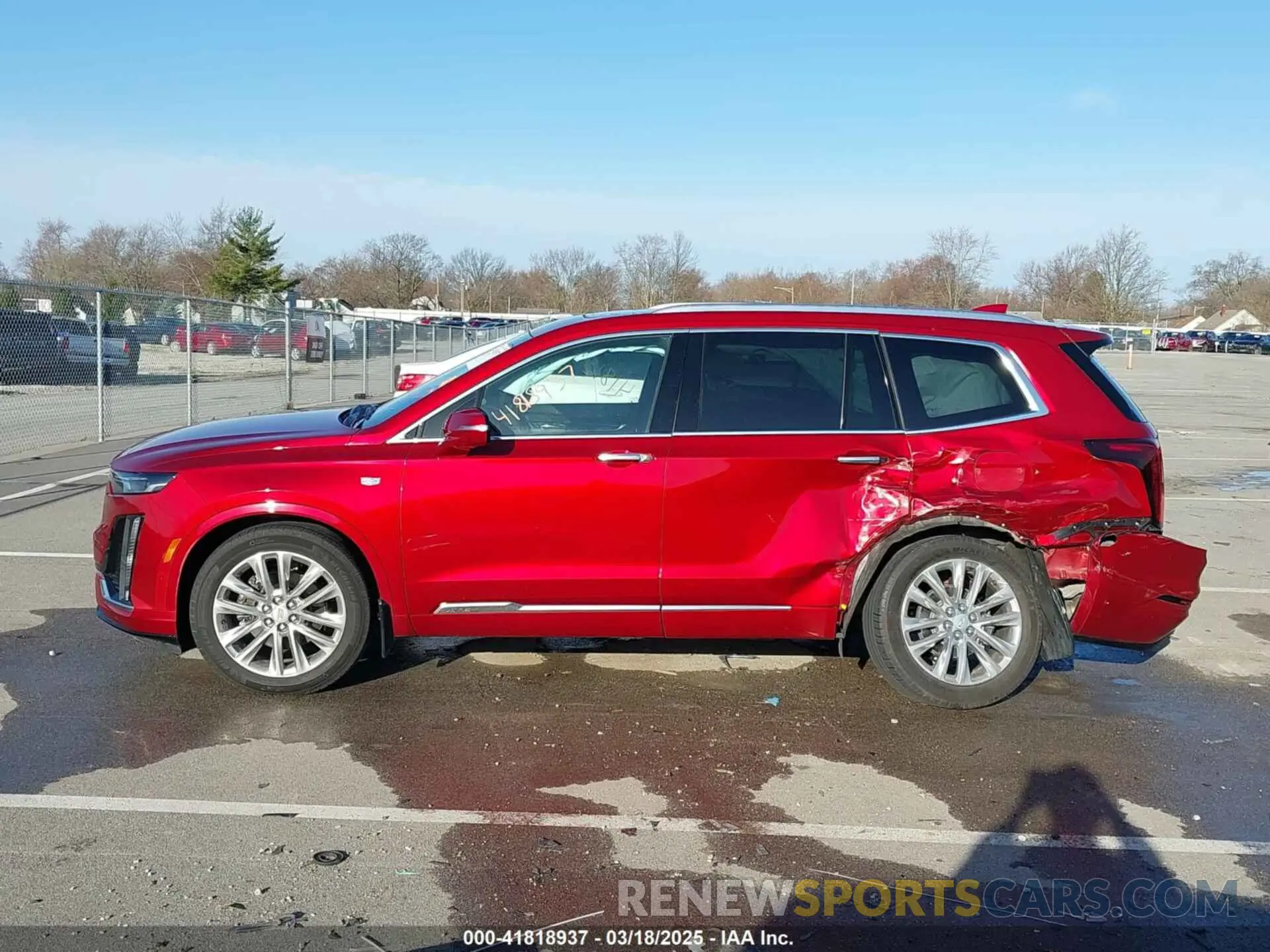 14 Photograph of a damaged car 1GYKPDRS5MZ233349 CADILLAC XT6 2021