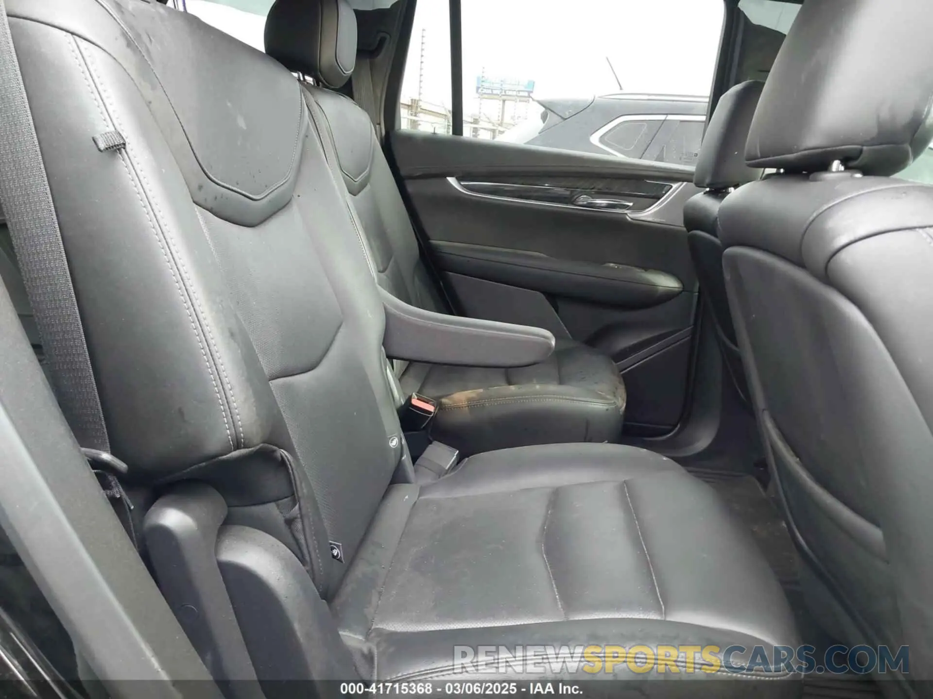 8 Photograph of a damaged car 1GYKPDRS9MZ120150 CADILLAC XT6 2021