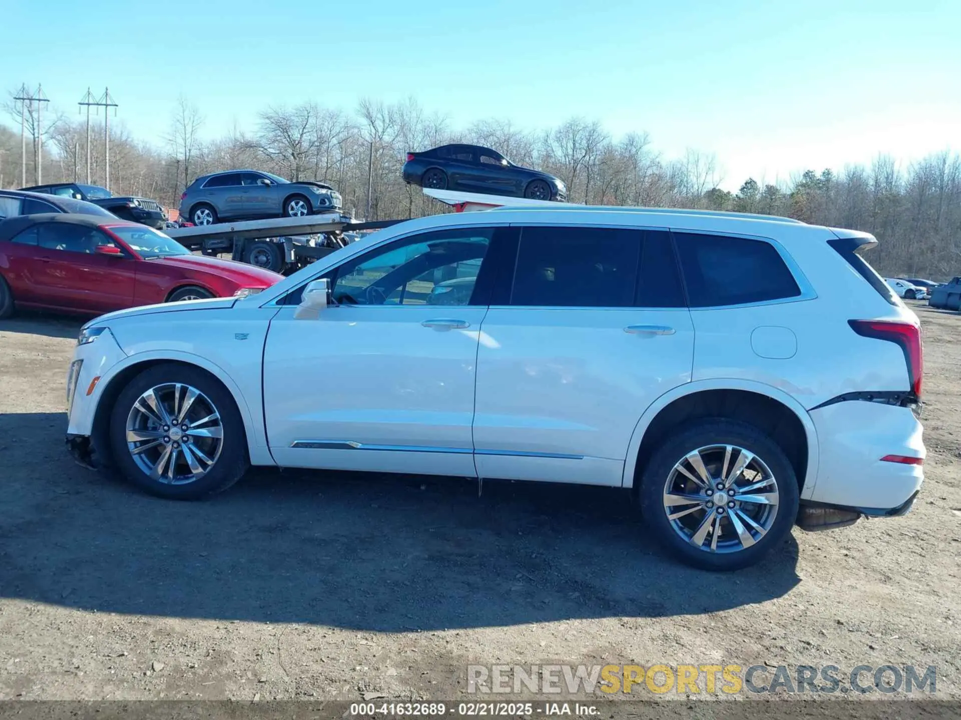 14 Photograph of a damaged car 1GYKPDRS9MZ236075 CADILLAC XT6 2021