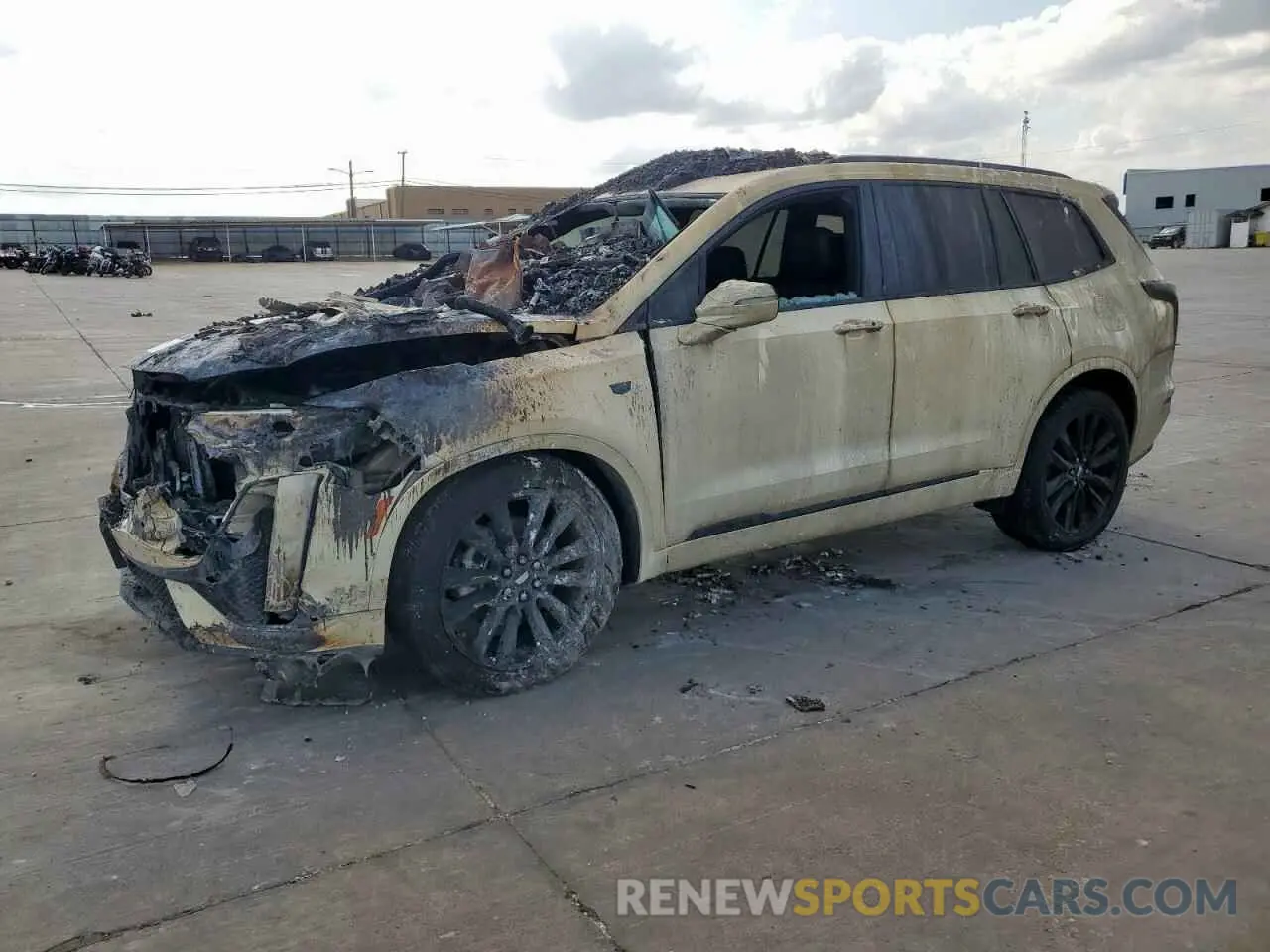 1 Photograph of a damaged car 1GYKPGRS1MZ139339 CADILLAC XT6 2021