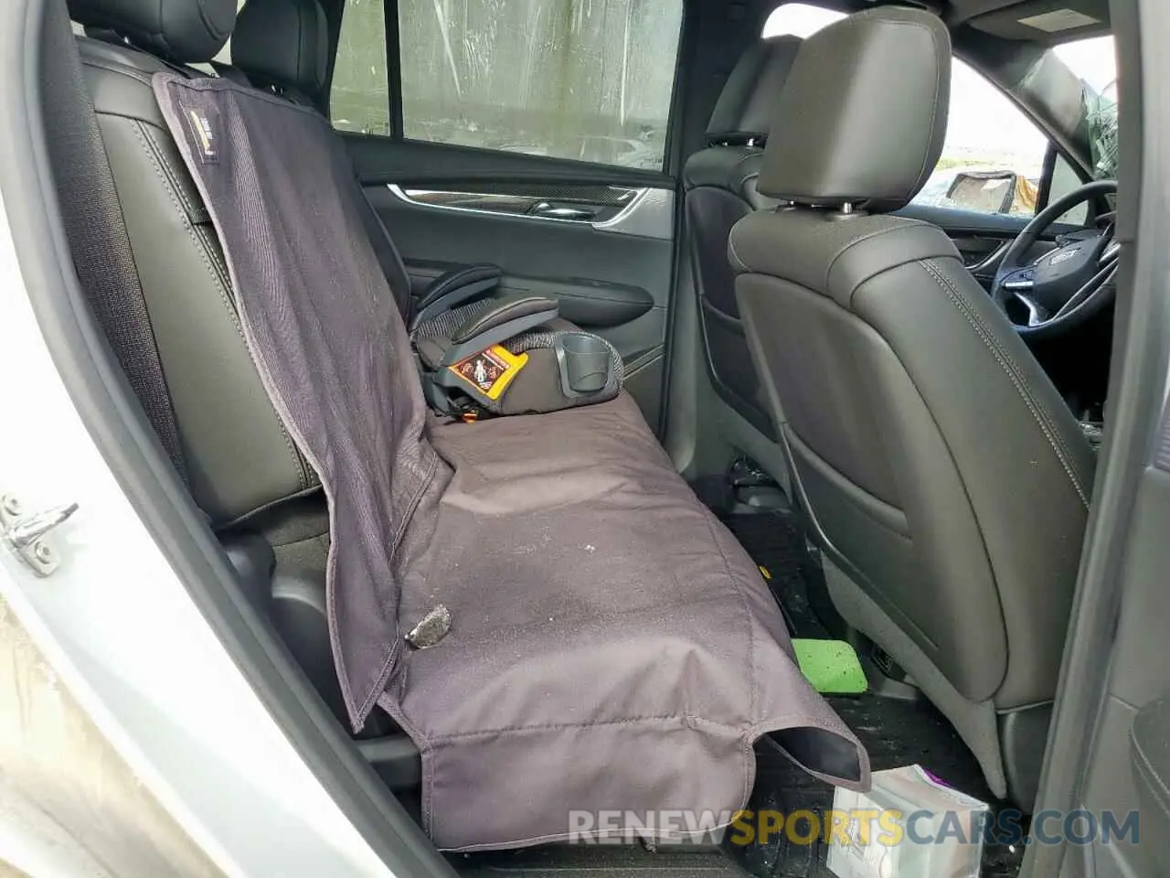 10 Photograph of a damaged car 1GYKPGRS1MZ139339 CADILLAC XT6 2021