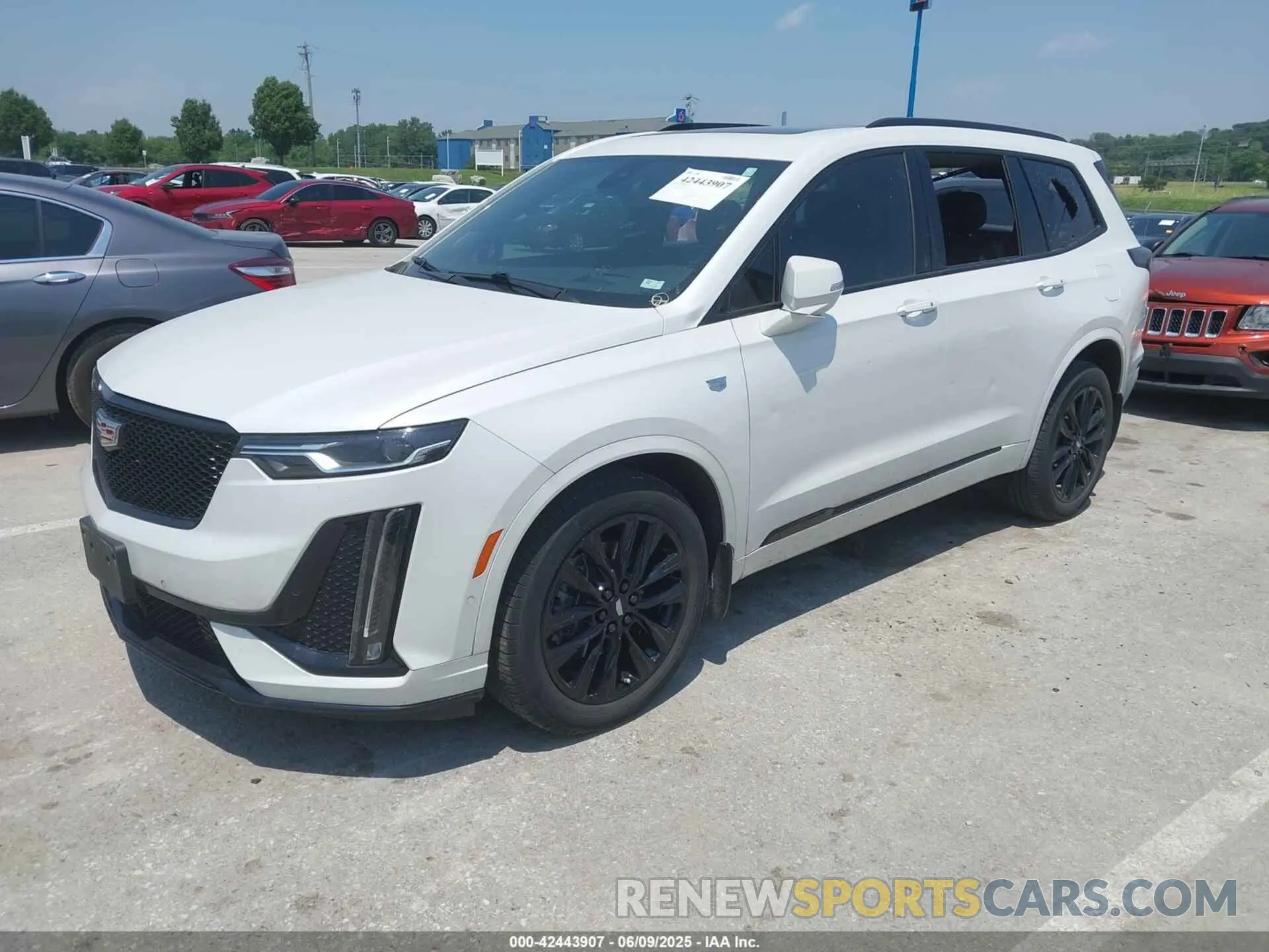 2 Photograph of a damaged car 1GYKPGRS4MZ222263 CADILLAC XT6 2021