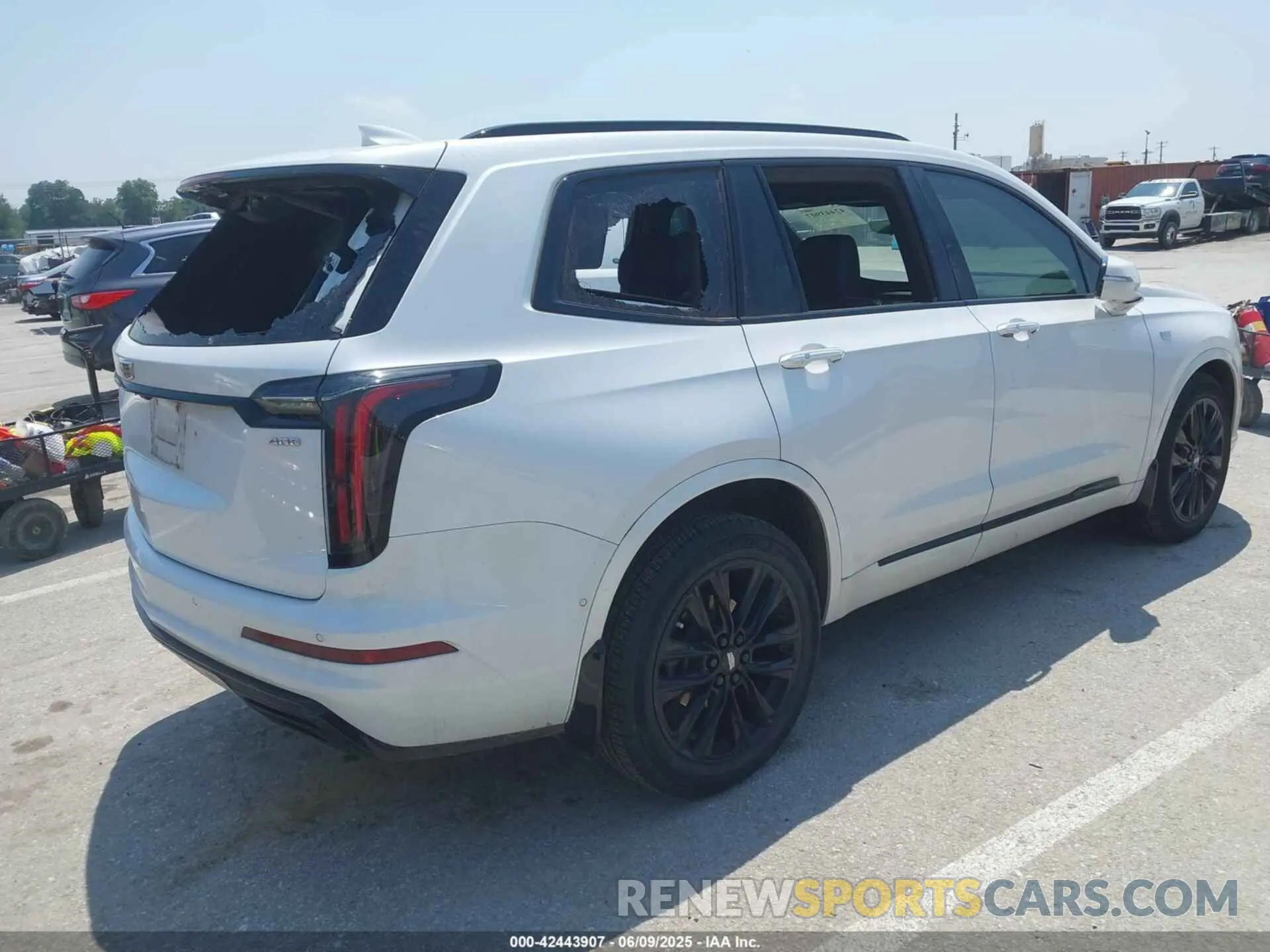 4 Photograph of a damaged car 1GYKPGRS4MZ222263 CADILLAC XT6 2021