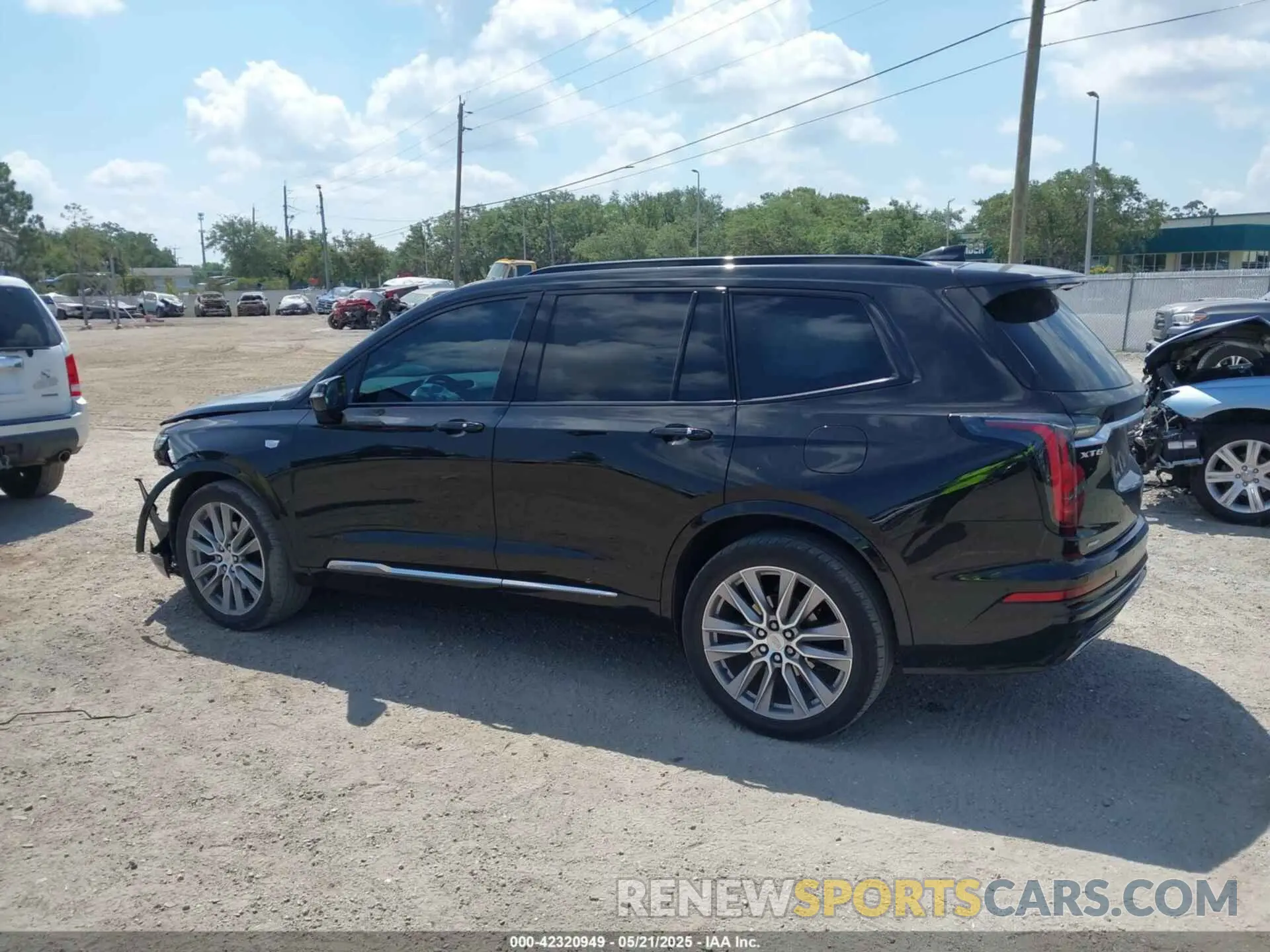 14 Photograph of a damaged car 1GYKPGRS5MZ236379 CADILLAC XT6 2021