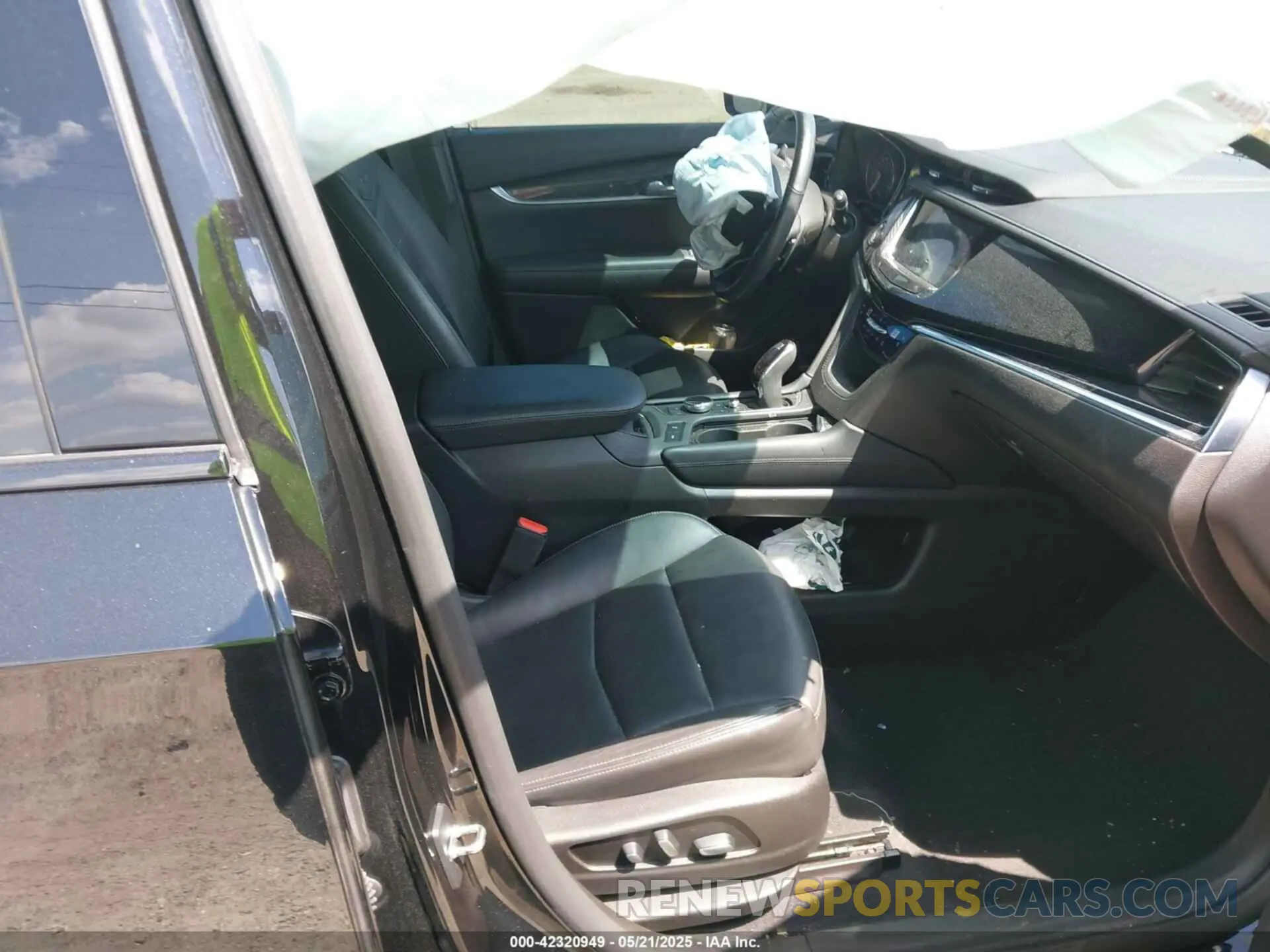5 Photograph of a damaged car 1GYKPGRS5MZ236379 CADILLAC XT6 2021