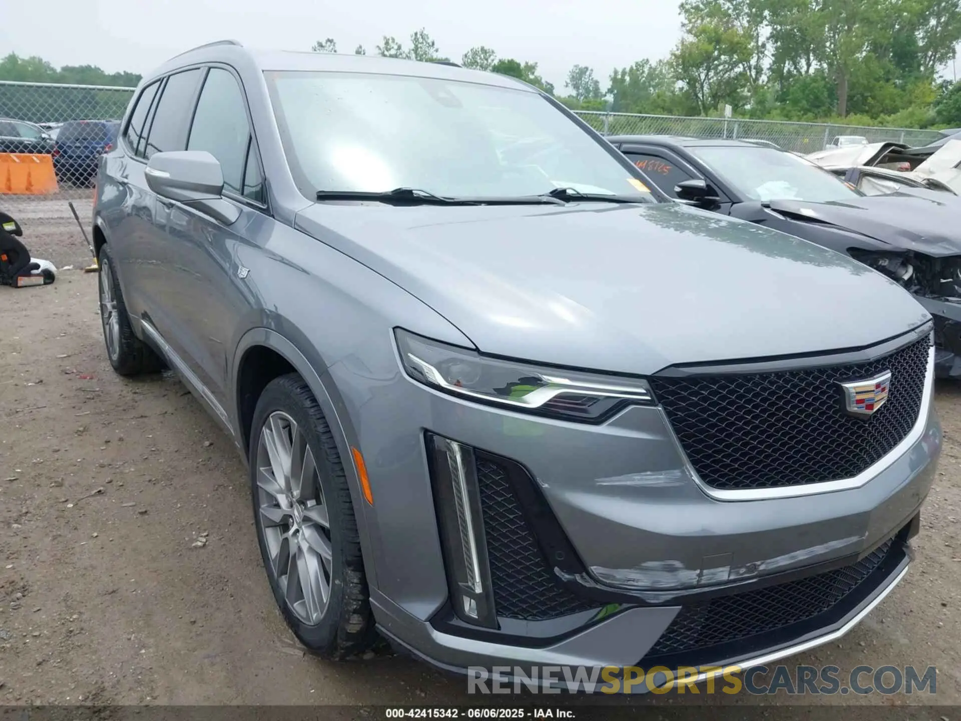 1 Photograph of a damaged car 1GYKPGRS6MZ128112 CADILLAC XT6 2021