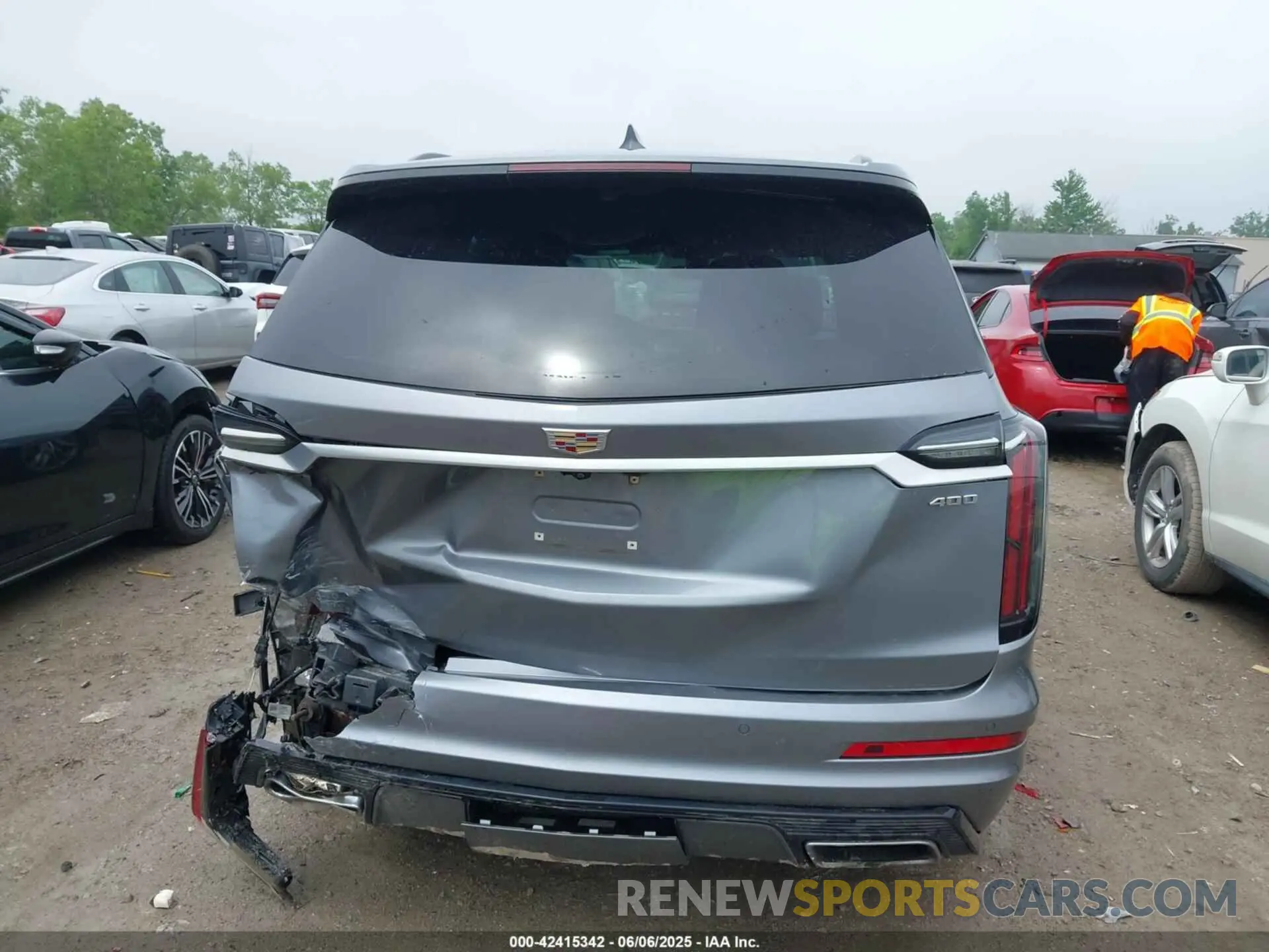16 Photograph of a damaged car 1GYKPGRS6MZ128112 CADILLAC XT6 2021