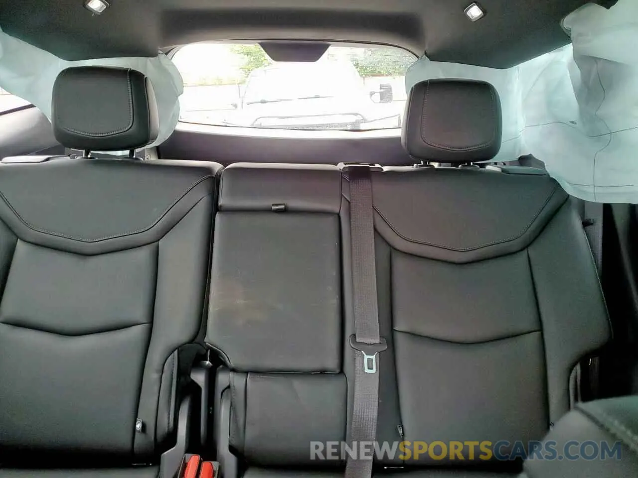 10 Photograph of a damaged car 1GYKPAR44NZ156183 CADILLAC XT6 2022