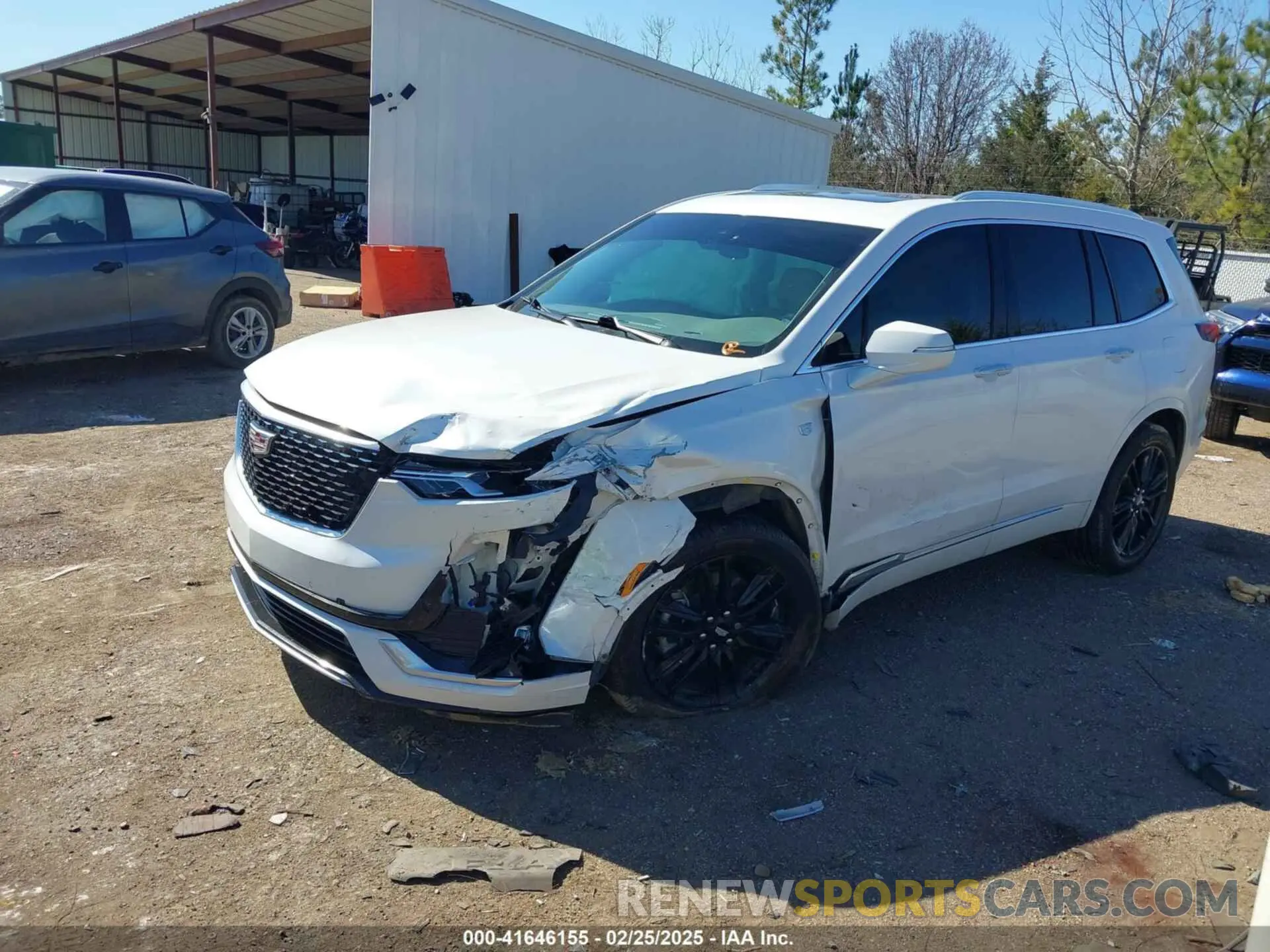 2 Photograph of a damaged car 1GYKPCRS2NZ177625 CADILLAC XT6 2022
