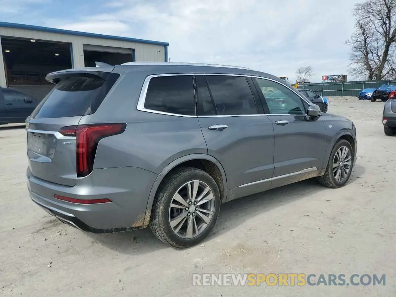 3 Photograph of a damaged car 1GYKPCRS5NZ114583 CADILLAC XT6 2022