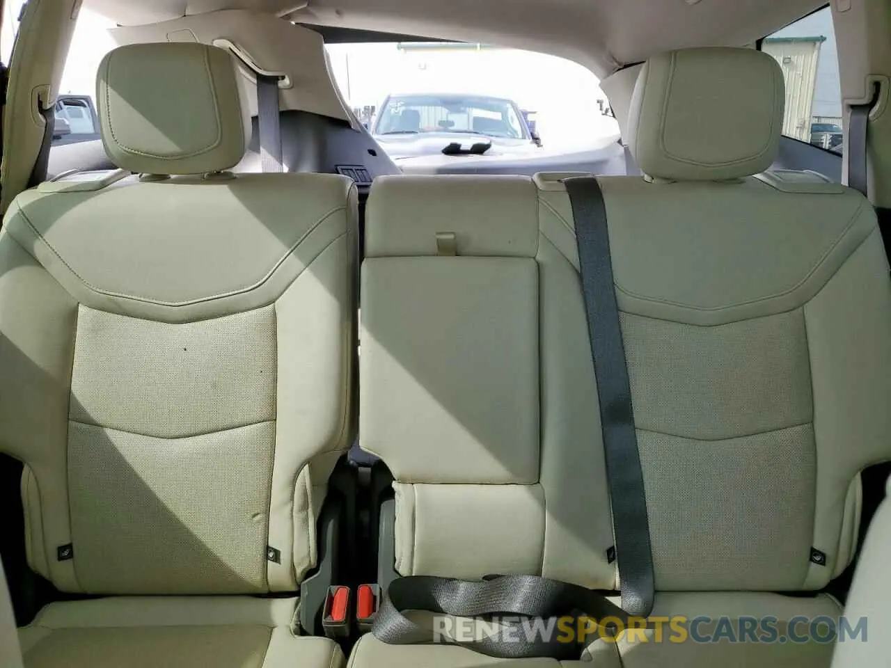 10 Photograph of a damaged car 1GYKPCRS9NZ107393 CADILLAC XT6 2022