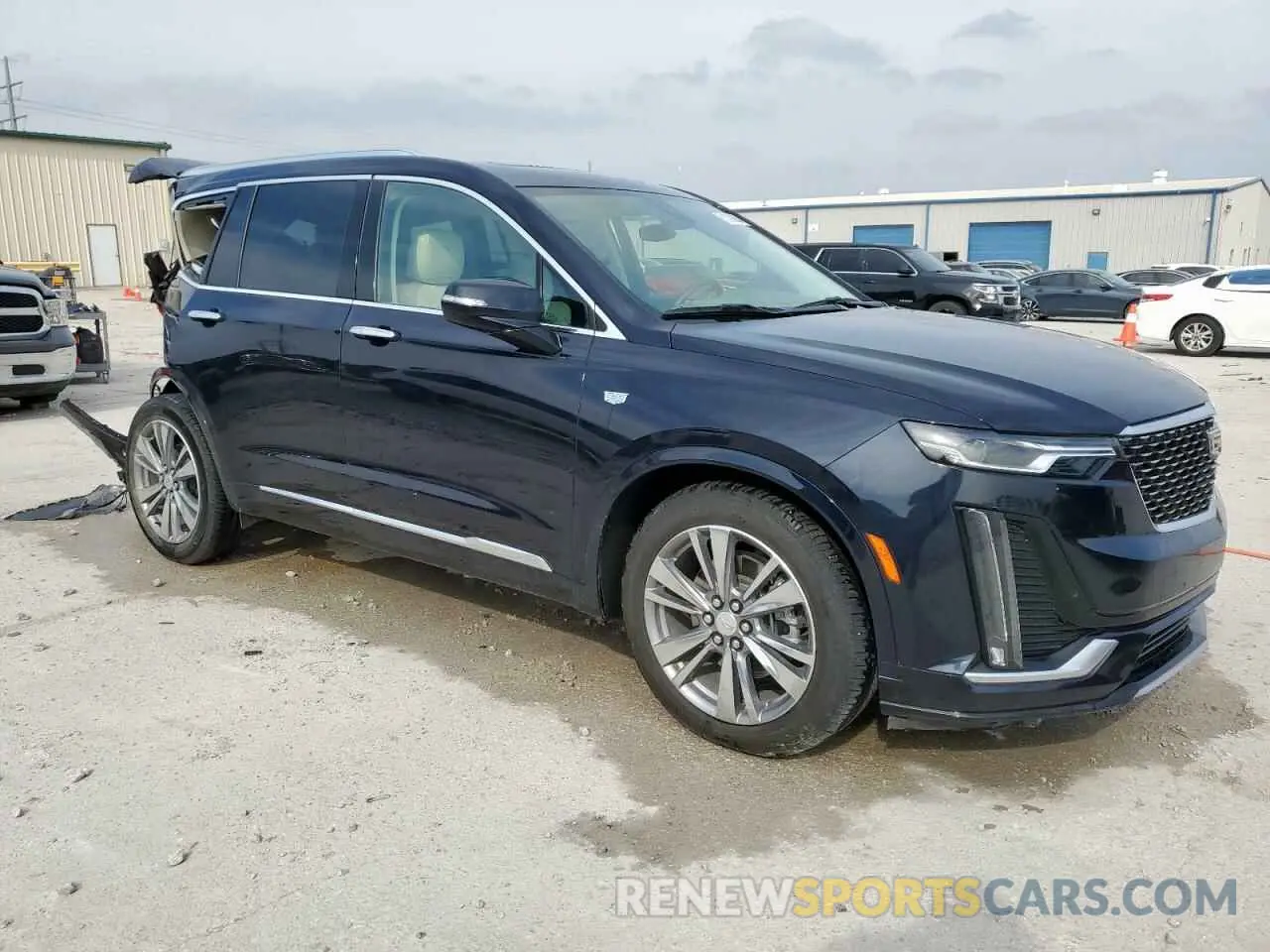 4 Photograph of a damaged car 1GYKPCRS9NZ107393 CADILLAC XT6 2022