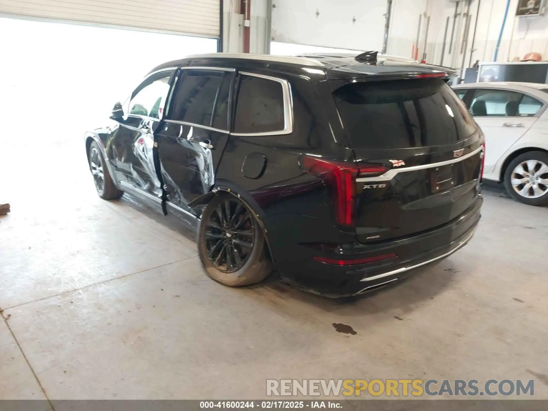 3 Photograph of a damaged car 1GYKPDRS0NZ131233 CADILLAC XT6 2022