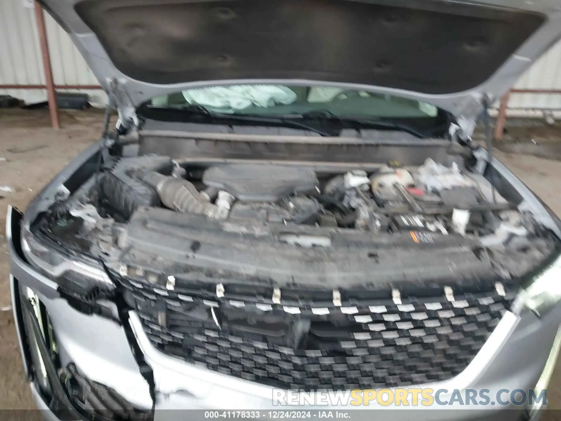 10 Photograph of a damaged car 1GYKPDRS1NZ108012 CADILLAC XT6 2022
