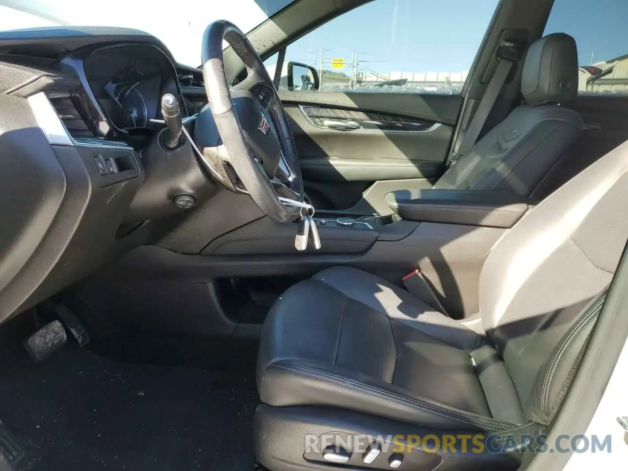 7 Photograph of a damaged car 1GYKPDRS3NZ127421 CADILLAC XT6 2022